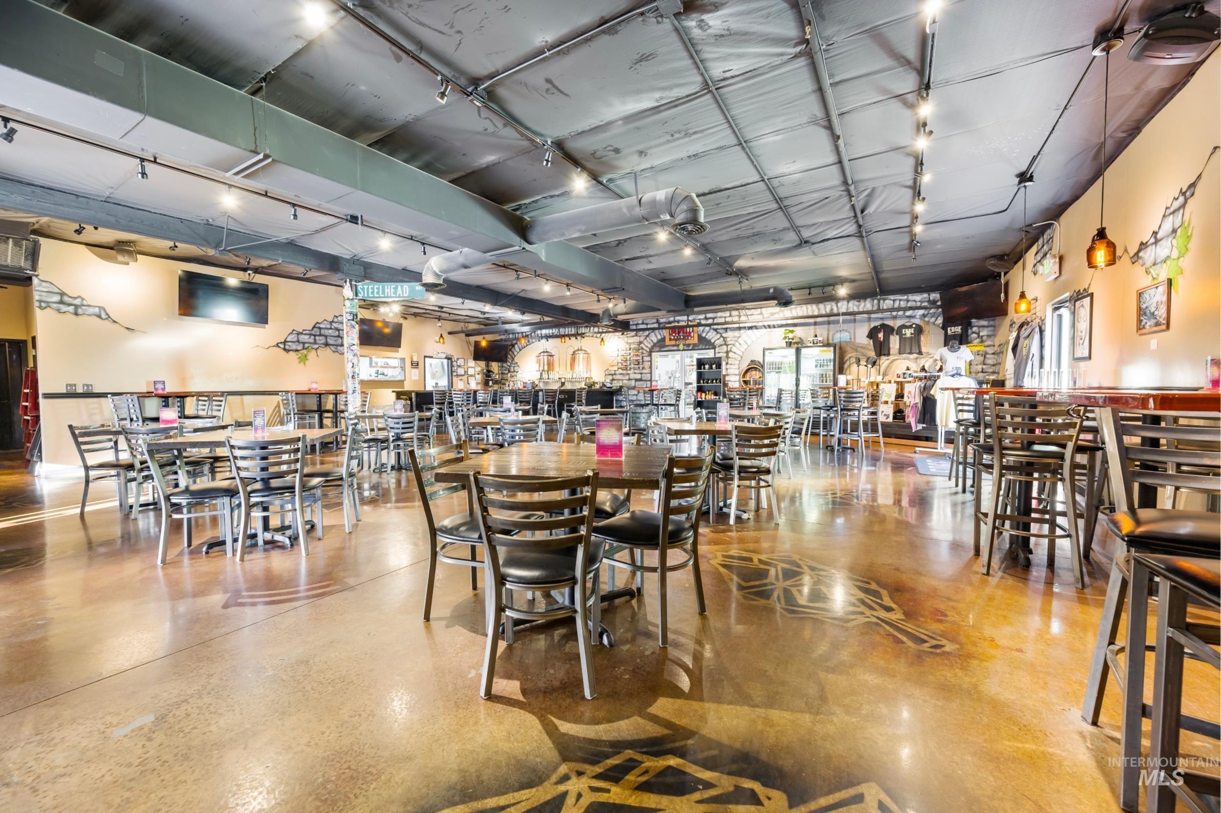 525 N Steelhead Way, Boise, Idaho 83704-8374, Business/Commercial For Sale, Price $2,990,000, 98914963