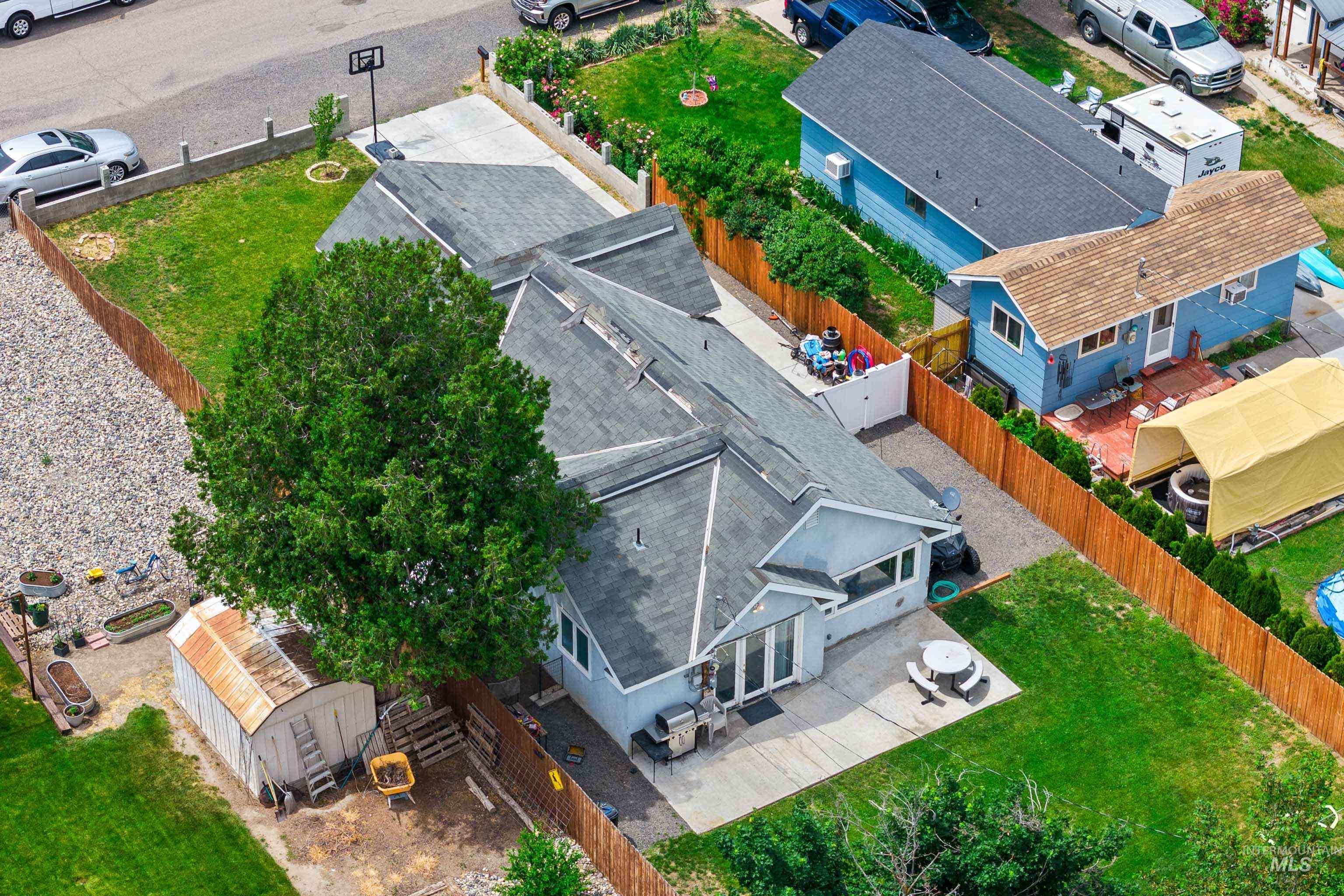 726 Wyoming St, Gooding, Idaho 83330, 3 Bedrooms, 3 Bathrooms, Residential For Sale, Price $270,900, 98915131