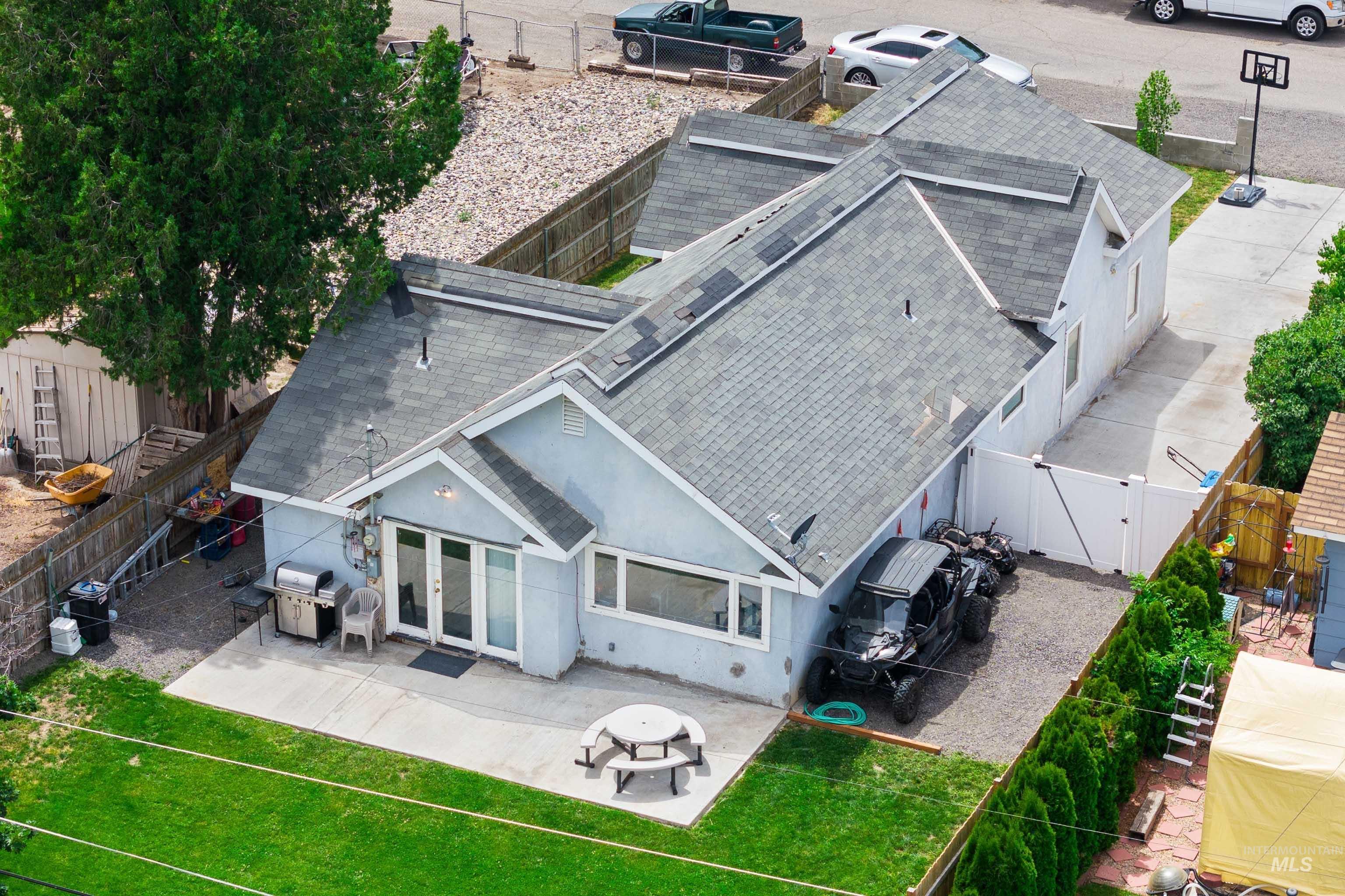 726 Wyoming St, Gooding, Idaho 83330, 3 Bedrooms, 3 Bathrooms, Residential For Sale, Price $270,900, 98915131