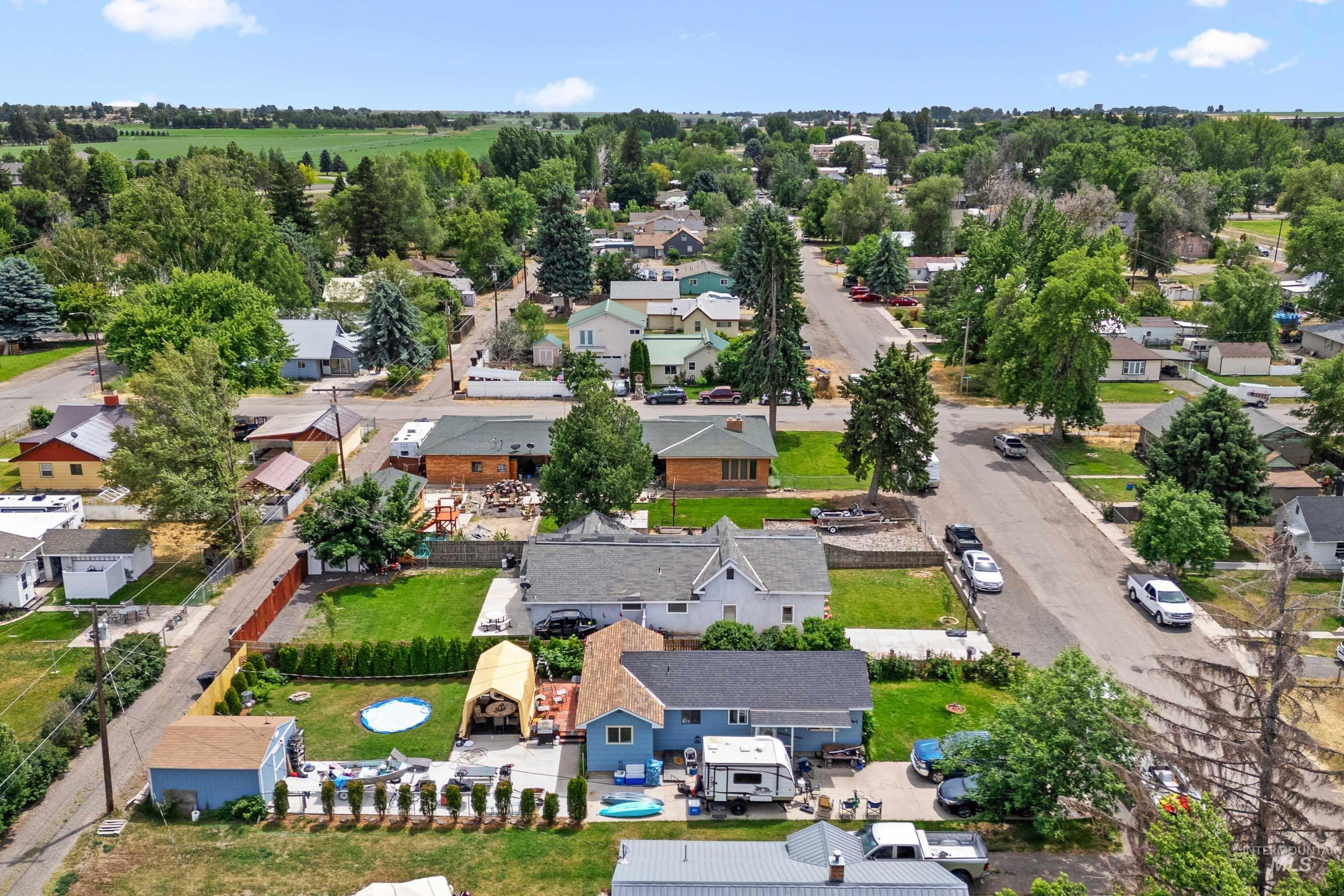 726 Wyoming St, Gooding, Idaho 83330, 3 Bedrooms, 3 Bathrooms, Residential For Sale, Price $270,900, 98915131