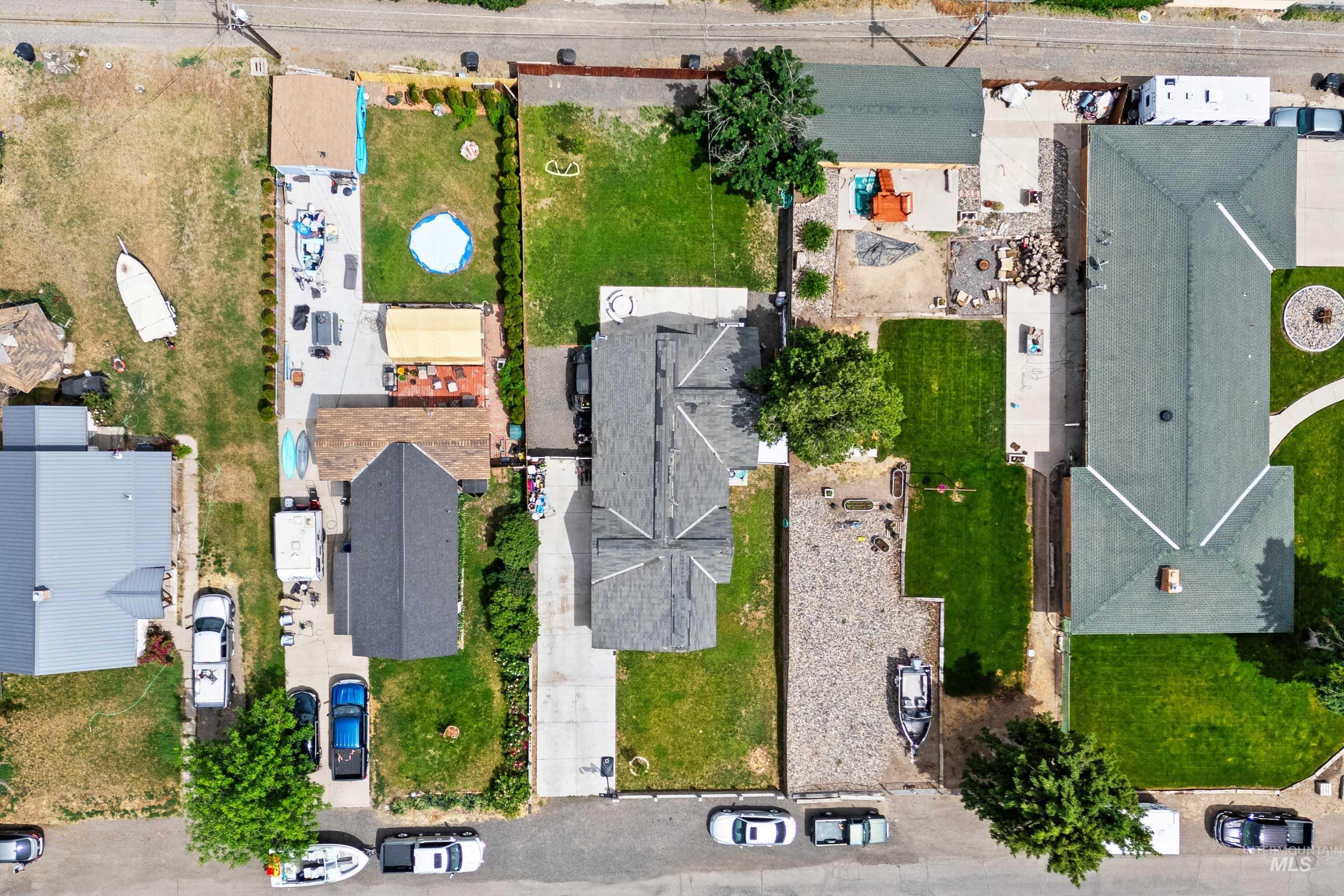 726 Wyoming St, Gooding, Idaho 83330, 3 Bedrooms, 3 Bathrooms, Residential For Sale, Price $270,900, 98915131