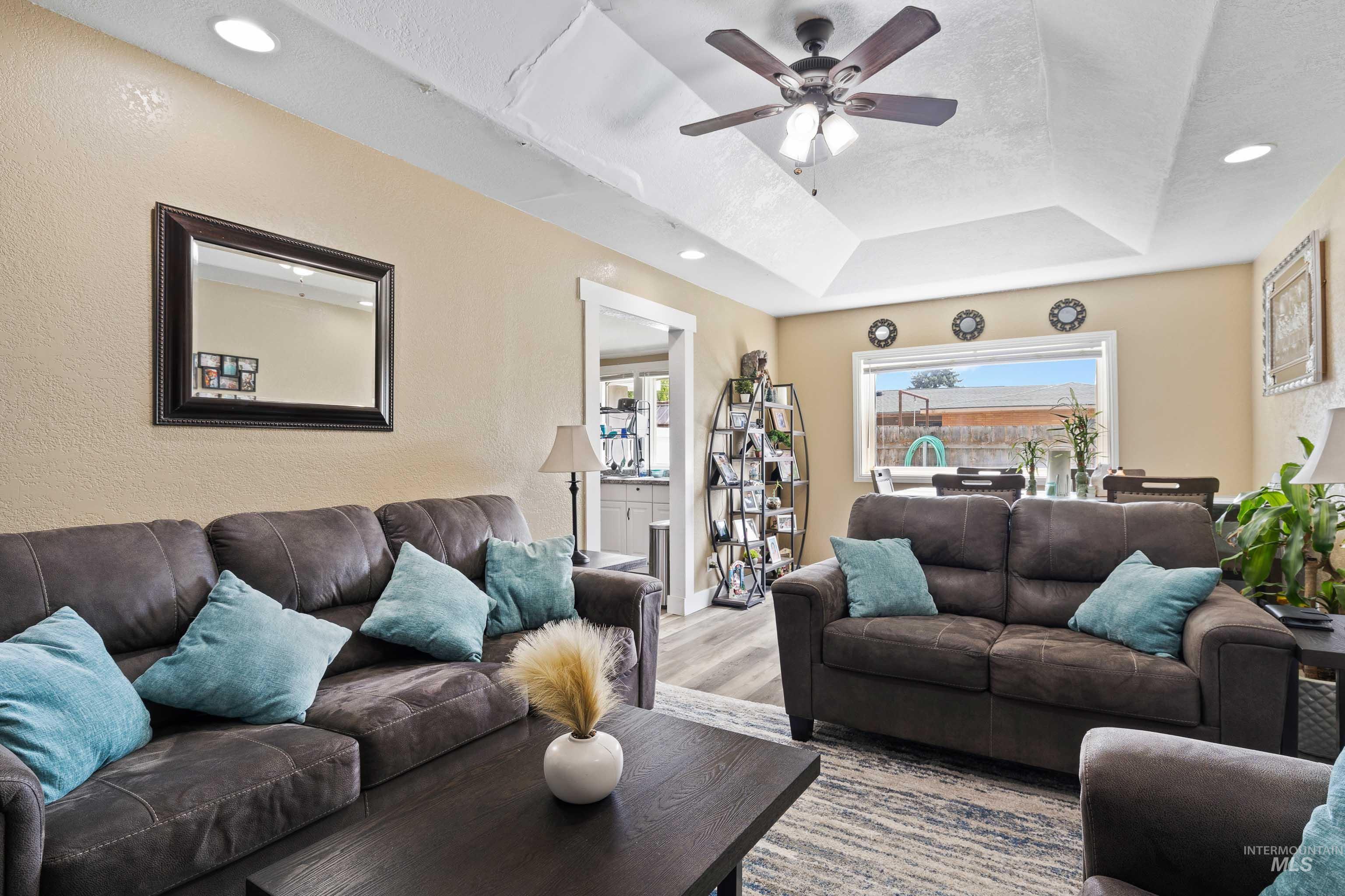 726 Wyoming St, Gooding, Idaho 83330, 3 Bedrooms, 3 Bathrooms, Residential For Sale, Price $270,900, 98915131