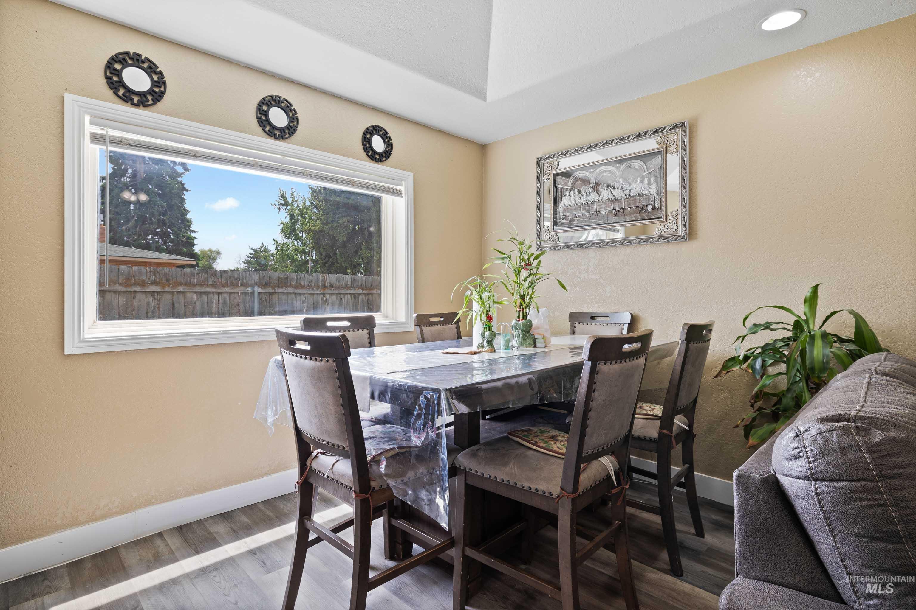 726 Wyoming St, Gooding, Idaho 83330, 3 Bedrooms, 3 Bathrooms, Residential For Sale, Price $270,900, 98915131