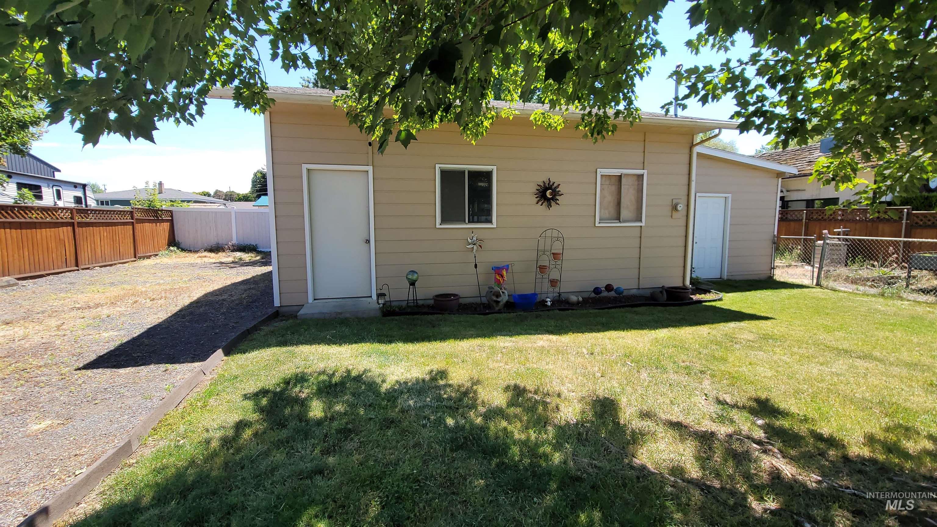 514 Linden Ave., Lewiston, Idaho 83501, 1 Bedroom, 1 Bathroom, Residential Income For Sale, Price $340,000,MLS 98915181