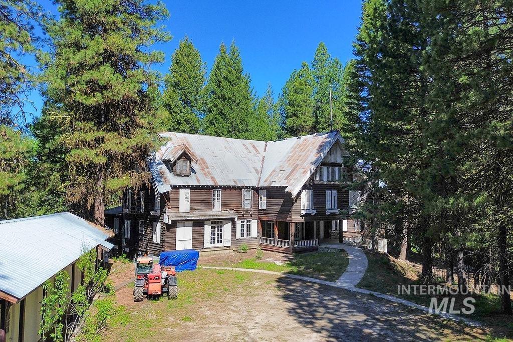 1020 Miracle Lane, McCall, Idaho 83638, 18 Bedrooms, 15 Bathrooms, Residential Income For Sale, Price $1,249,000, 98915267