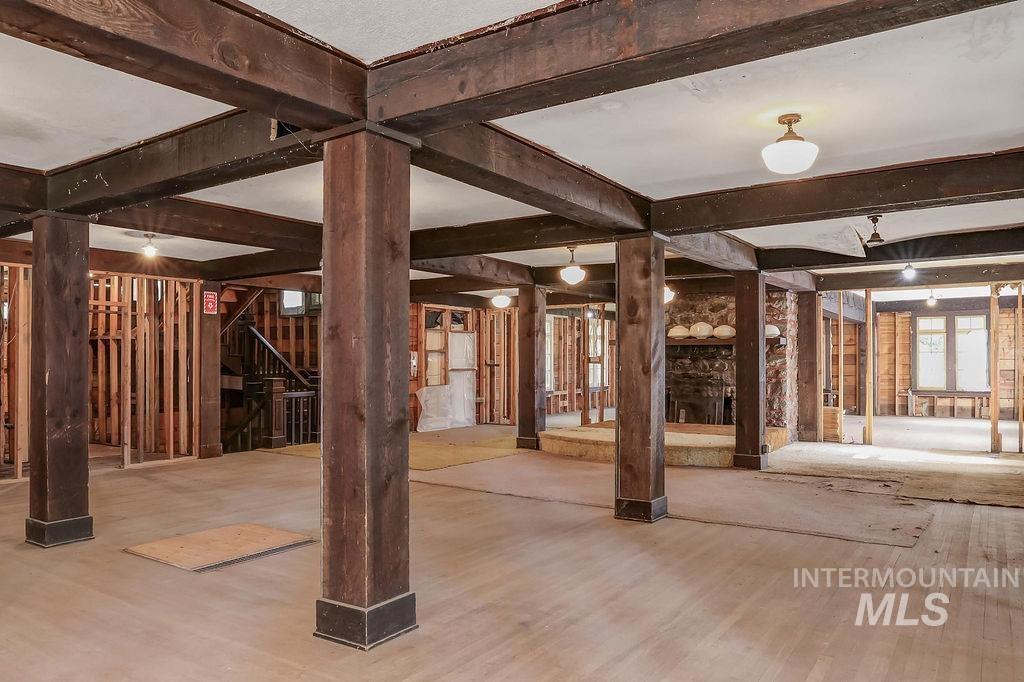 1020 Miracle Lane, McCall, Idaho 83638, 18 Bedrooms, 15 Bathrooms, Residential Income For Sale, Price $1,249,000, 98915267