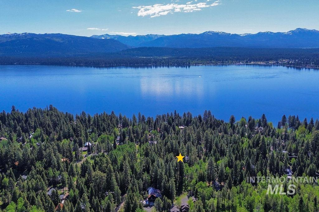 1020 Miracle Lane, McCall, Idaho 83638, 18 Bedrooms, 15 Bathrooms, Residential Income For Sale, Price $1,499,000,MLS 98915267