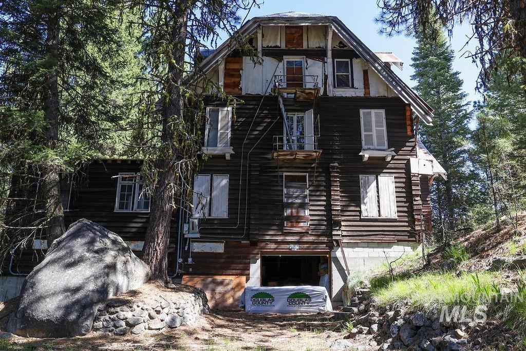 1020 Miracle Lane, McCall, Idaho 83638, 18 Bedrooms, 15 Bathrooms, Residential Income For Sale, Price $1,499,000,MLS 98915267