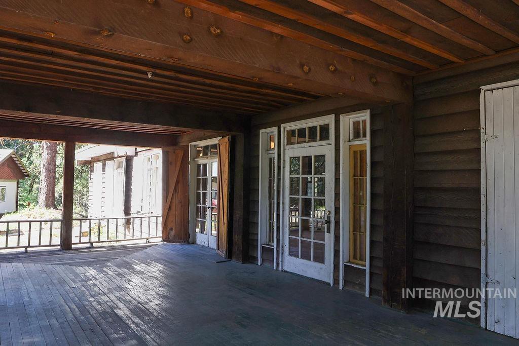 1020 Miracle Lane, McCall, Idaho 83638, 18 Bedrooms, 15 Bathrooms, Residential Income For Sale, Price $1,249,000, 98915267