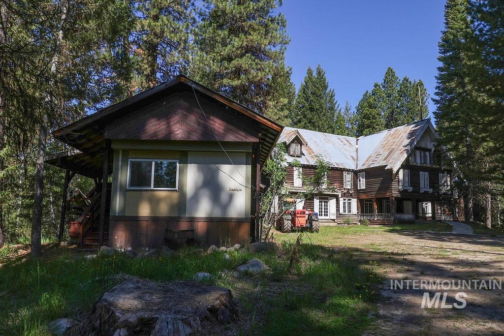 1020 Miracle Lane, McCall, Idaho 83638, 18 Bedrooms, 15 Bathrooms, Residential Income For Sale, Price $1,249,000, 98915267