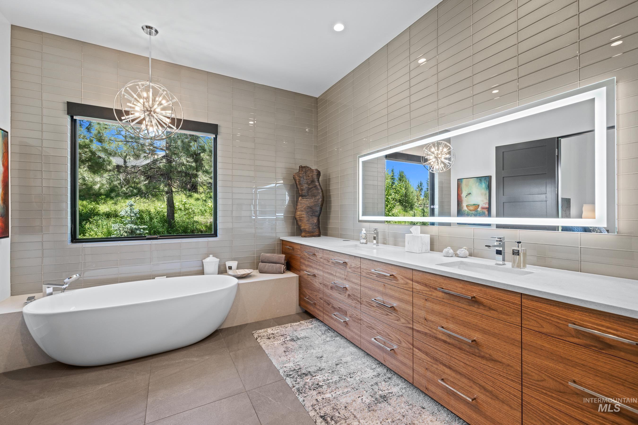 357 Whitetail Dr, McCall, Idaho 83638-0000, 3 Bedrooms, 3.5 Bathrooms, Residential For Sale, Price $4,950,000, 98915625