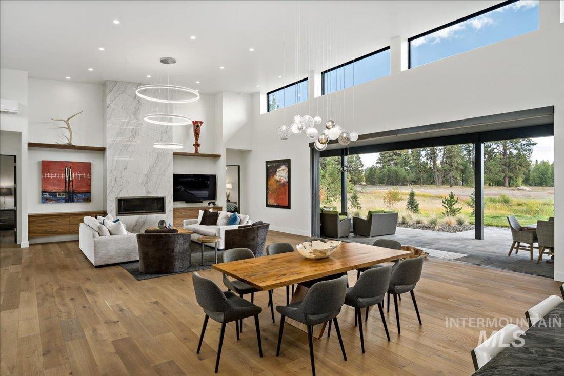357 Whitetail Dr, McCall, Idaho 83638-0000, 3 Bedrooms, 3.5 Bathrooms, Residential For Sale, Price $4,950,000, 98915625