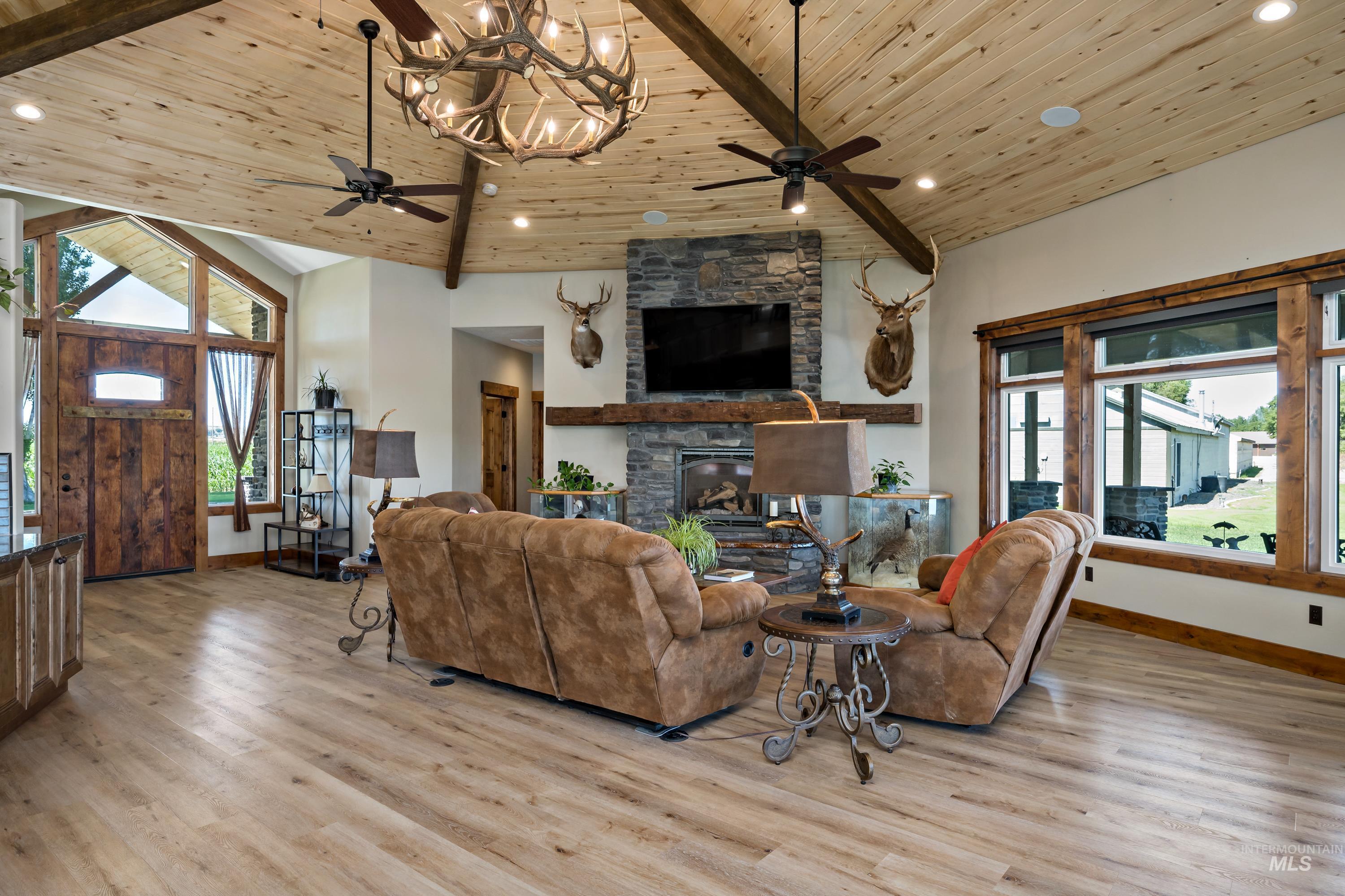 1964 River Road, Homedale, Idaho 83628, 5 Bedrooms, 4 Bathrooms, Residential For Sale, Price $1,995,000, 98915675