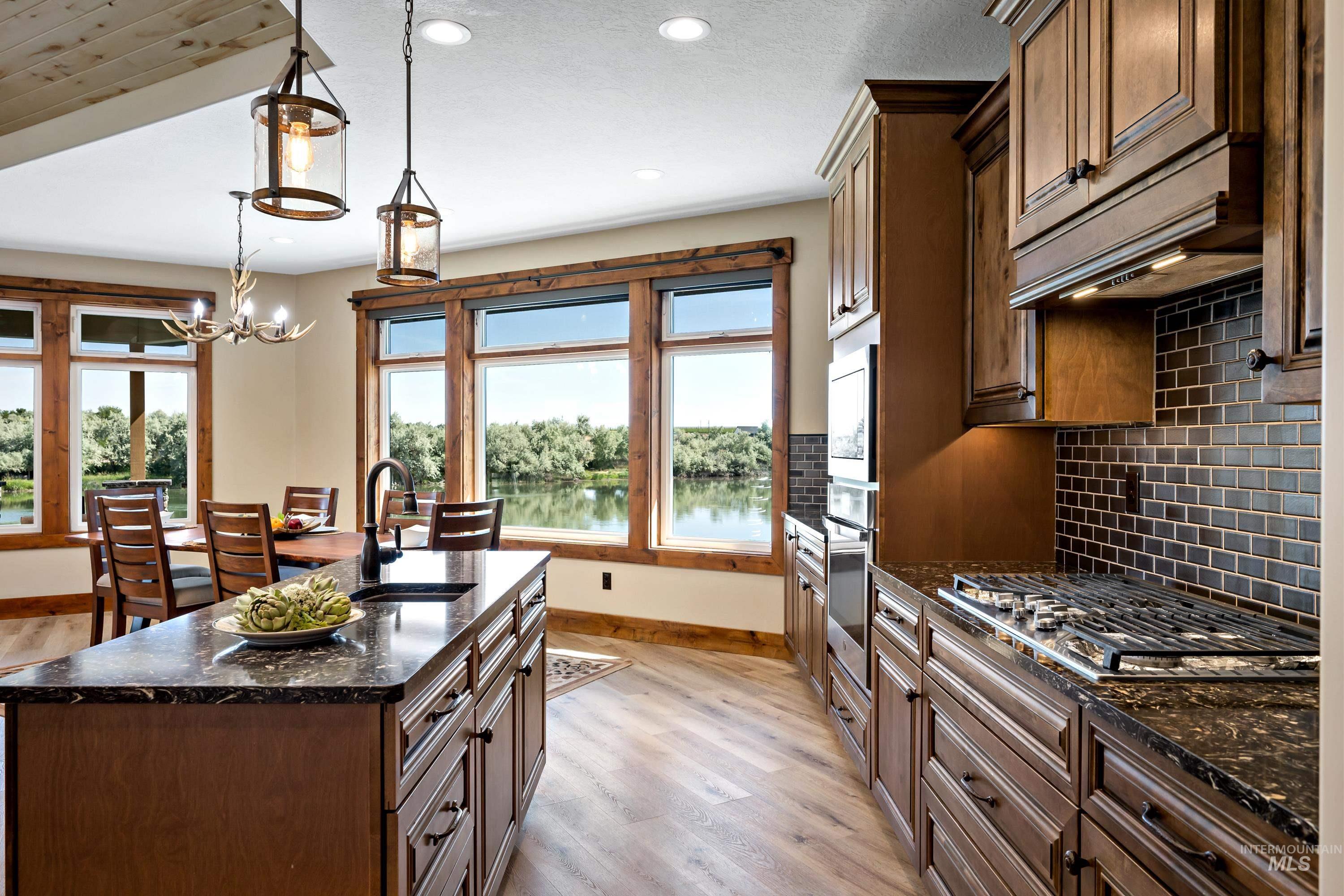 1964 River Road, Homedale, Idaho 83628, 5 Bedrooms, 4 Bathrooms, Residential For Sale, Price $1,995,000, 98915675