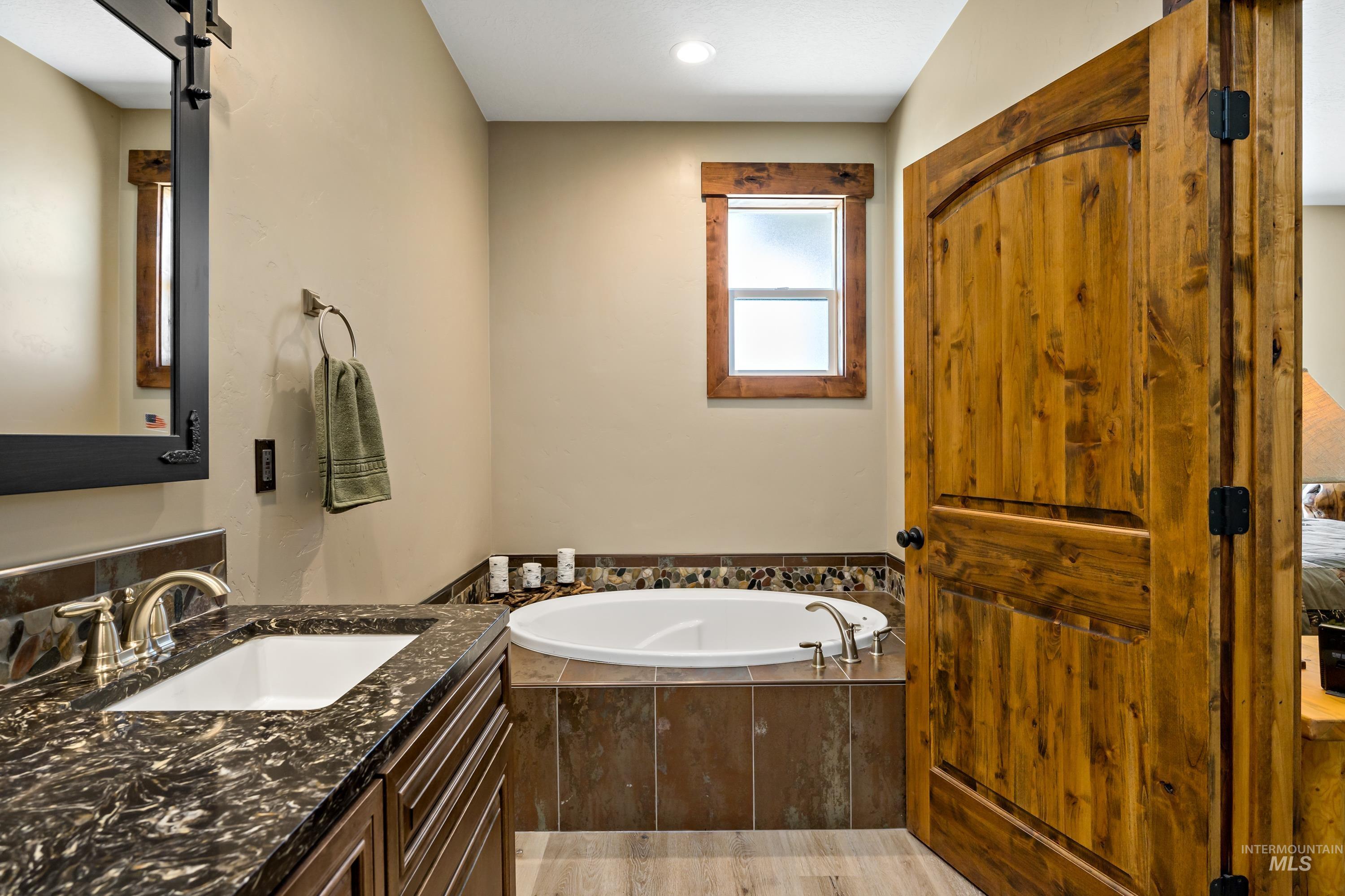 1964 River Road, Homedale, Idaho 83628, 5 Bedrooms, 4 Bathrooms, Residential For Sale, Price $1,995,000, 98915675