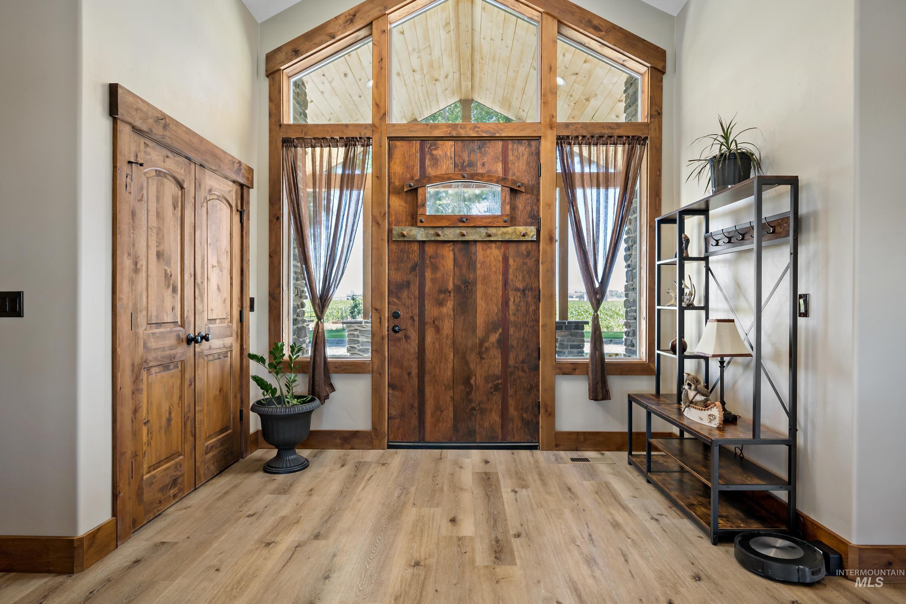 1964 River Road, Homedale, Idaho 83628, 5 Bedrooms, 4 Bathrooms, Residential For Sale, Price $1,995,000, 98915675