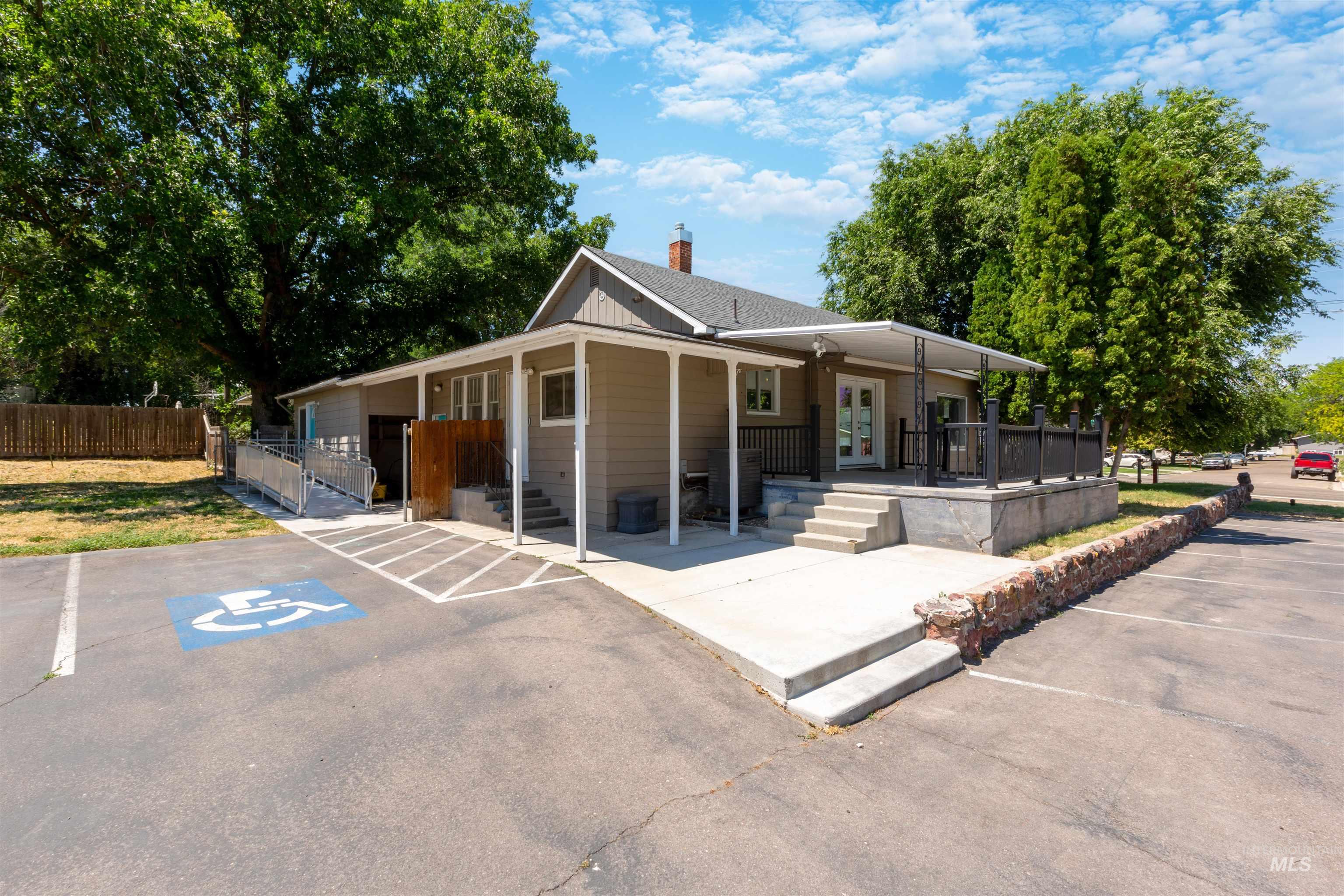 710 E Linden St., Caldwell, Idaho 83605, Business/Commercial For Sale, Price $639,900,MLS 98916160