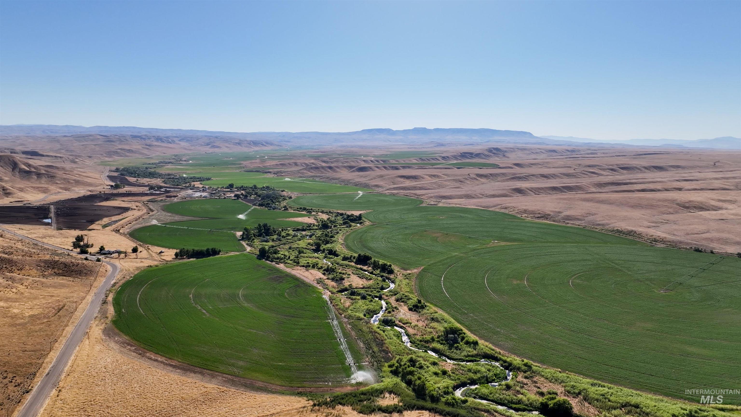 6075 Big Willow Rd, Payette, Idaho 83661, 4 Bedrooms, 2 Bathrooms, Farm & Ranch For Sale, Price $9,470,000, 98916193