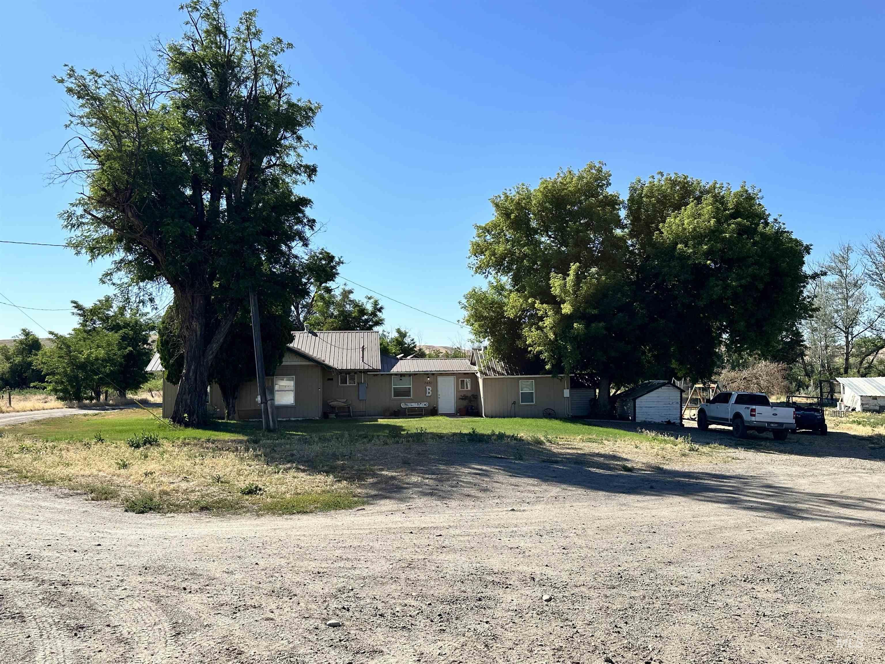 6075 Big Willow Rd, Payette, Idaho 83661, 4 Bedrooms, 2 Bathrooms, Farm & Ranch For Sale, Price $9,470,000, 98916193