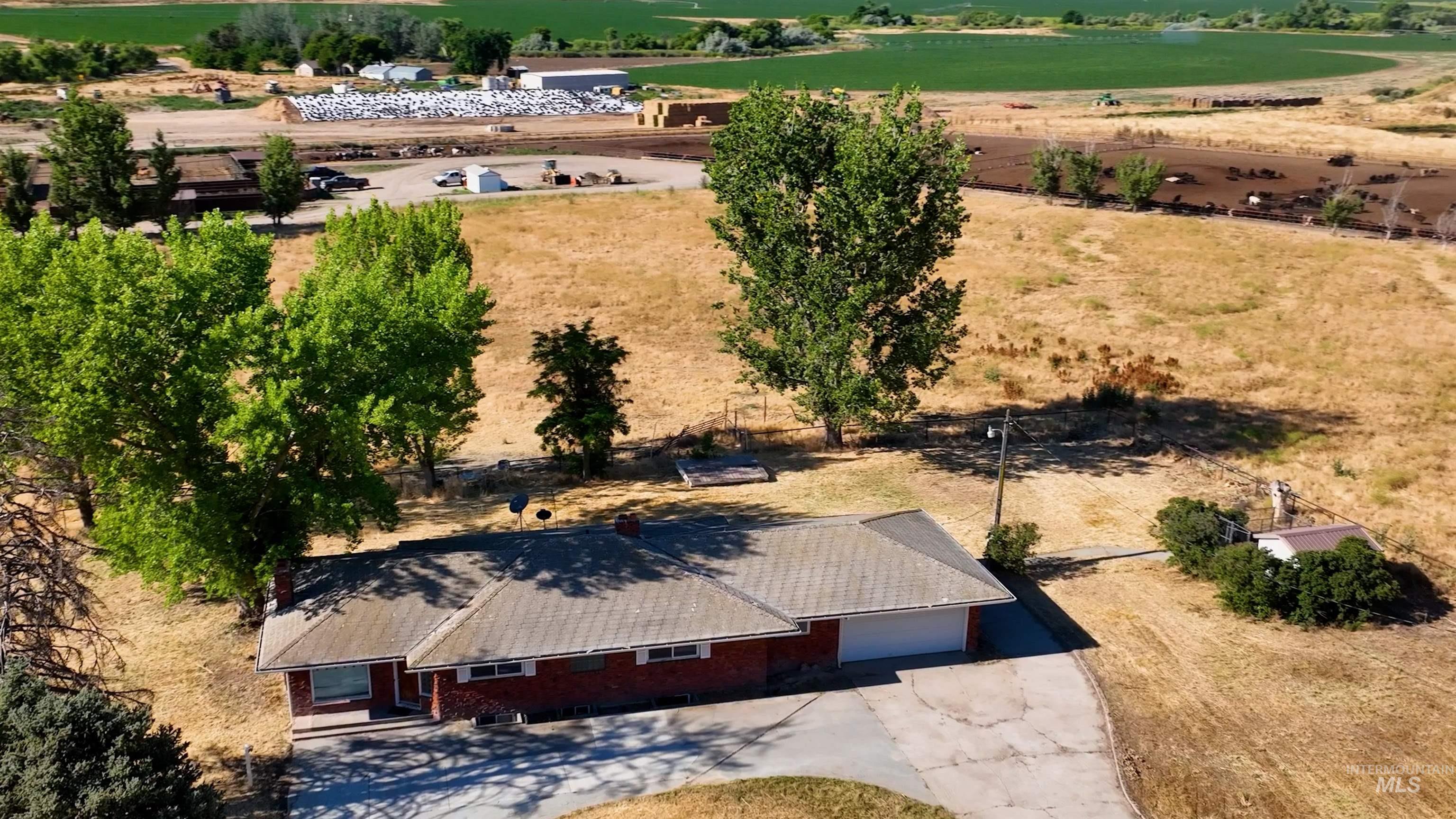 6075 Big Willow Rd, Payette, Idaho 83661, 4 Bedrooms, 2 Bathrooms, Farm & Ranch For Sale, Price $9,470,000, 98916193