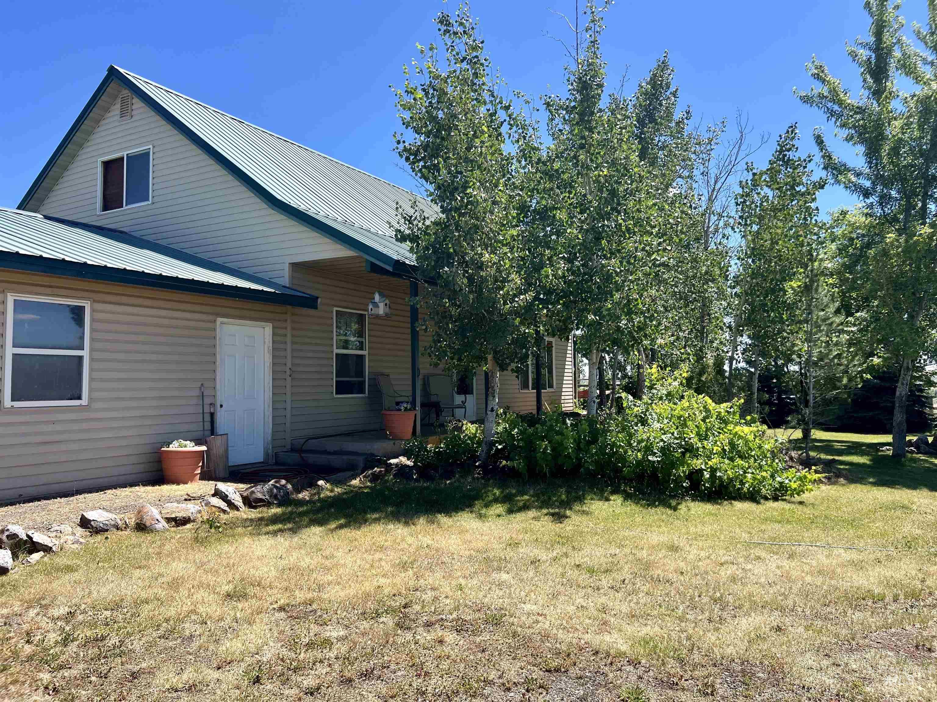 2348 S Grays Creek Rd, Indian Valley, Idaho 83632, 3 Bedrooms, 2 Bathrooms, Residential For Sale, Price $565,000, 98916223