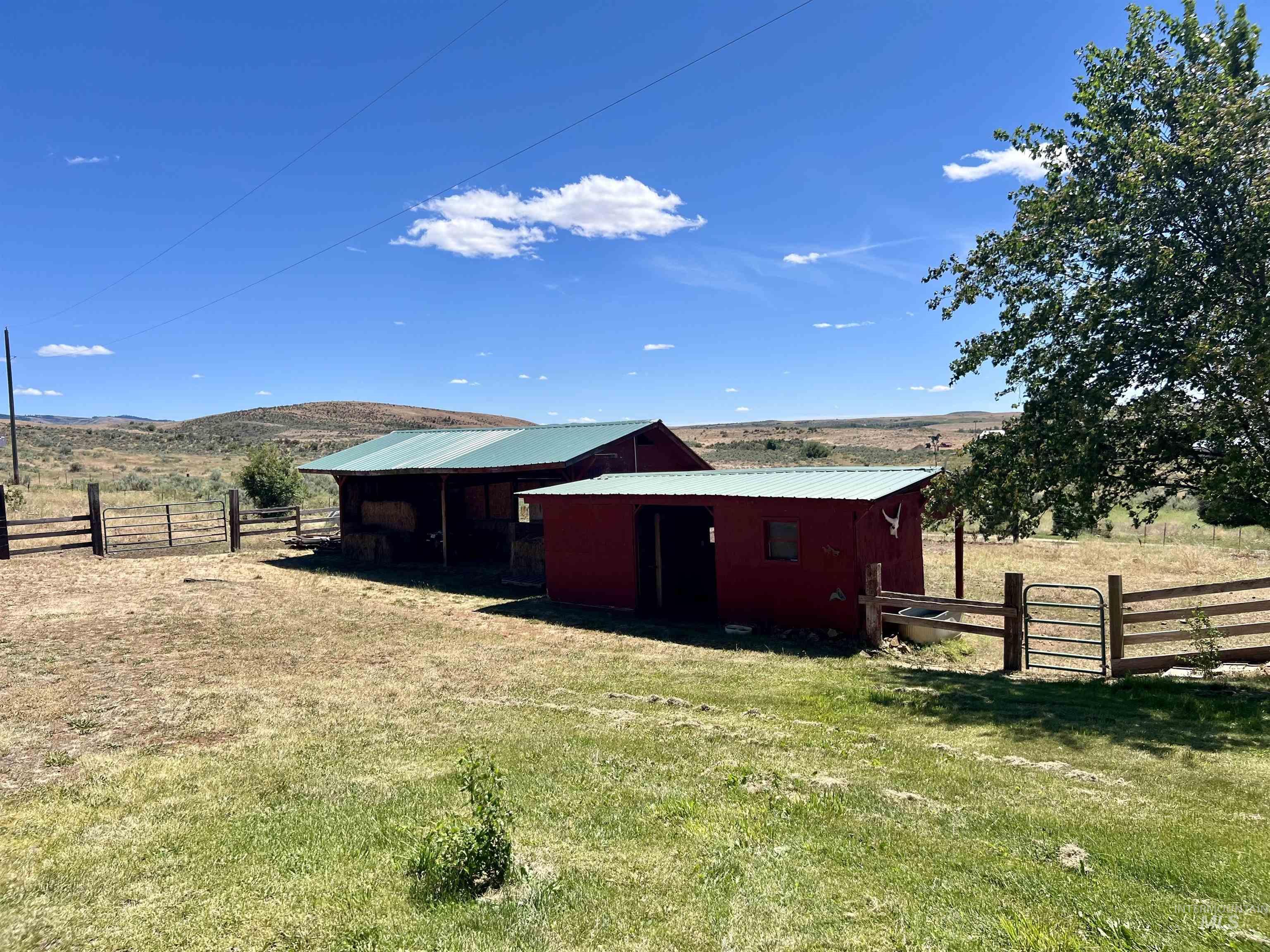 2348 S Grays Creek Rd, Indian Valley, Idaho 83632, 3 Bedrooms, 2 Bathrooms, Residential For Sale, Price $565,000, 98916223