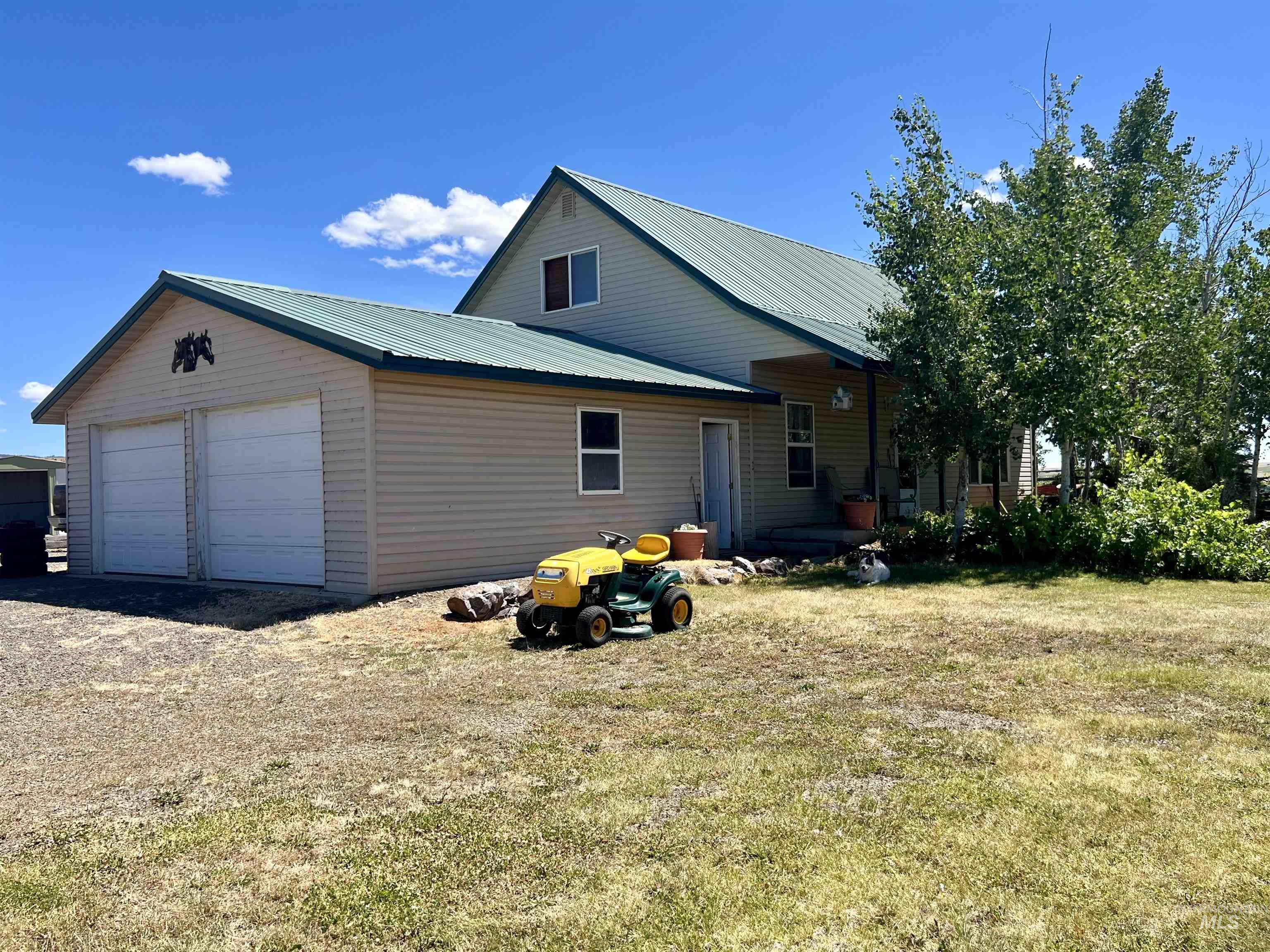 2348 S Grays Creek Rd, Indian Valley, Idaho 83632, 3 Bedrooms, 2 Bathrooms, Residential For Sale, Price $565,000, 98916223