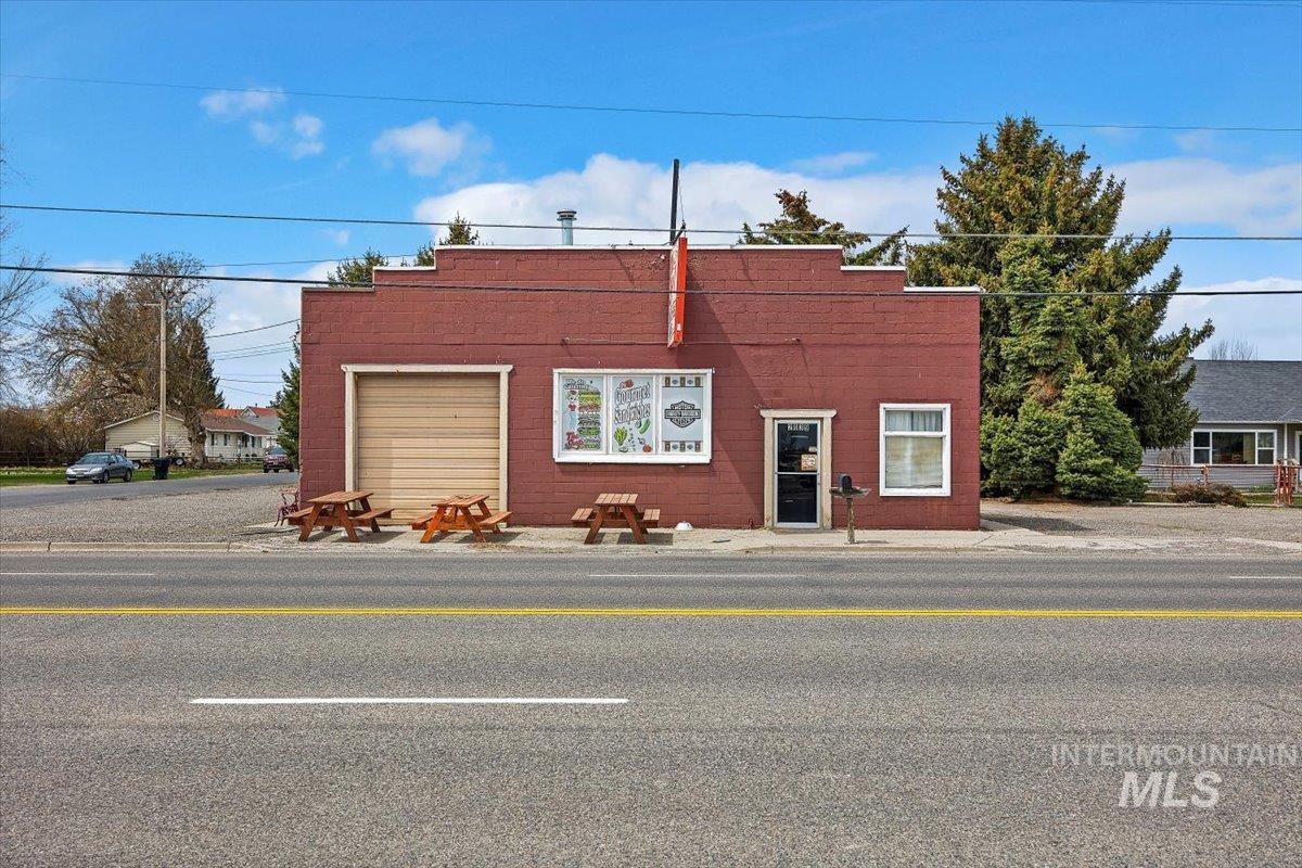 2039 Main St, Gooding, Idaho 83330, Business/Commercial For Sale, Price $340,000,MLS 98916272