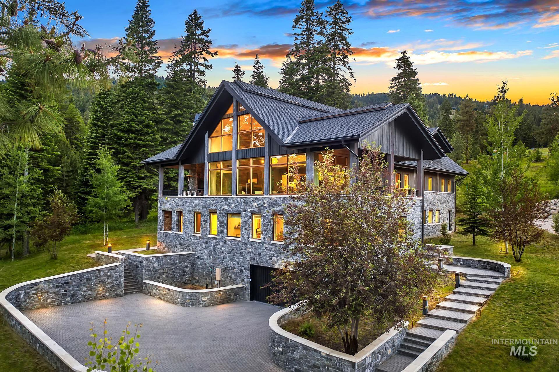 433 Sugarloaf Place, Donnelly, Idaho 83615, 4 Bedrooms, 6.5 Bathrooms, Residential For Sale, Price $7,285,000, 98916457