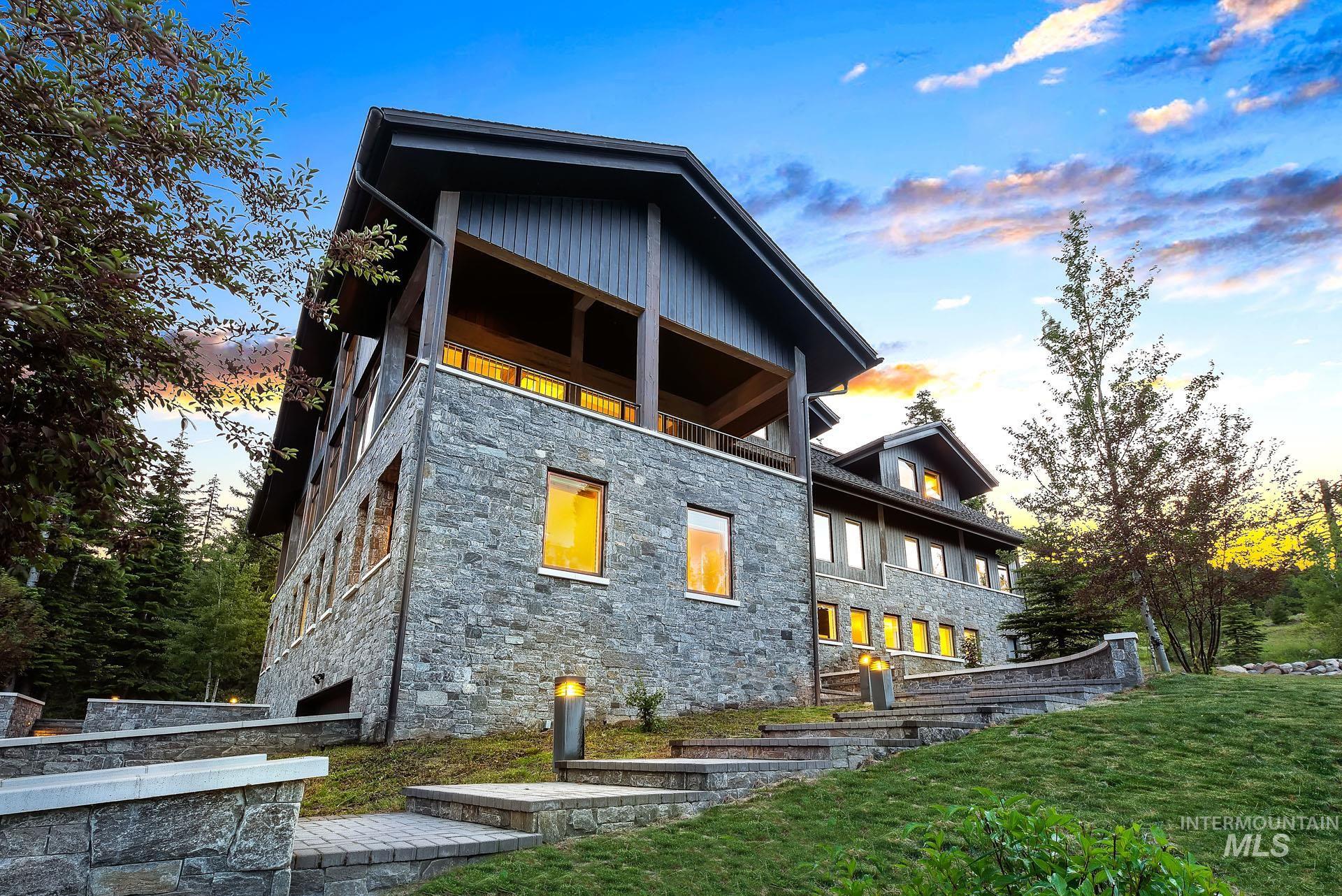 433 Sugarloaf Place, Donnelly, Idaho 83615, 4 Bedrooms, 6.5 Bathrooms, Residential For Sale, Price $7,285,000, 98916457