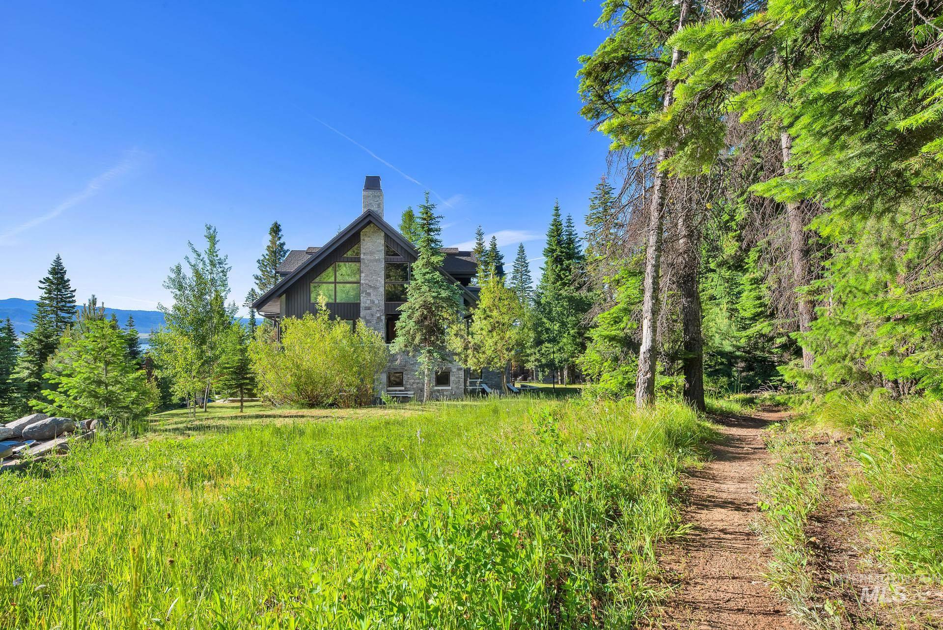 433 Sugarloaf Place, Donnelly, Idaho 83615, 4 Bedrooms, 6.5 Bathrooms, Residential For Sale, Price $7,285,000, 98916457