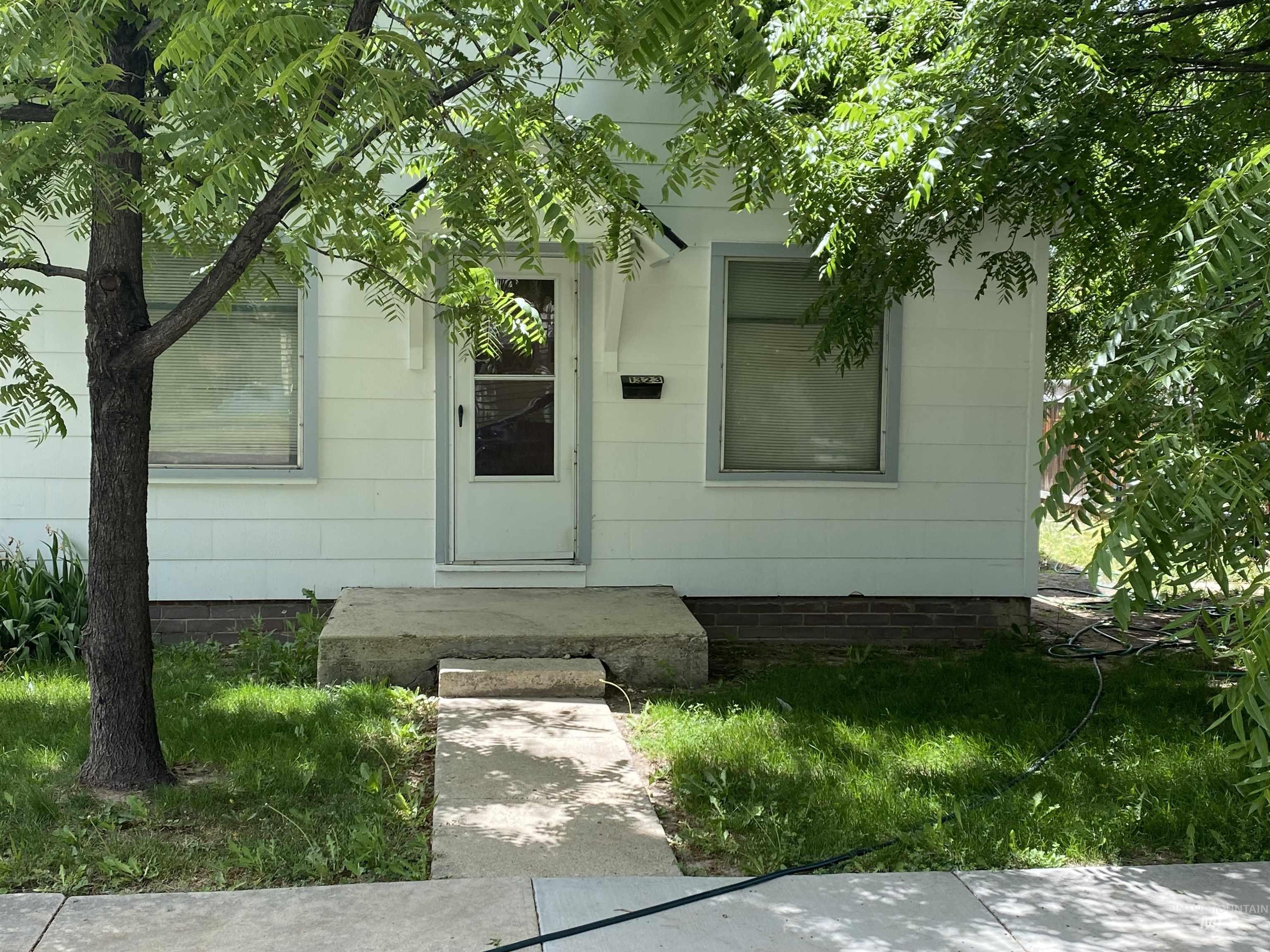 803 and 1323 14th Ave. South, Nampa, Idaho 83686, 1 Bedroom, 1 Bathroom, Residential Income For Sale, Price $289,000, 98916665