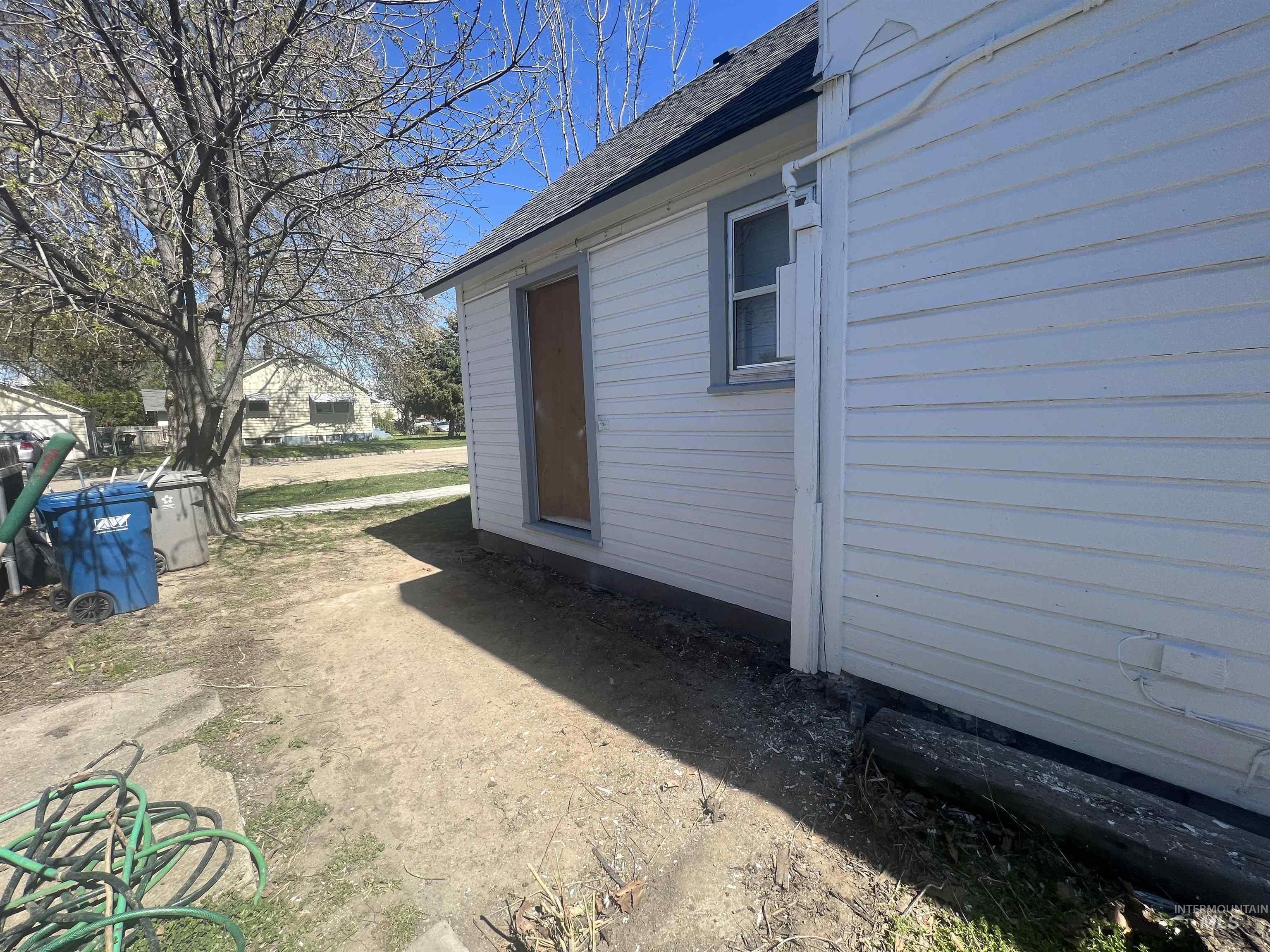 803 and 1323 14th Ave. South, Nampa, Idaho 83686, 1 Bedroom, 1 Bathroom, Residential Income For Sale, Price $289,000, 98916665