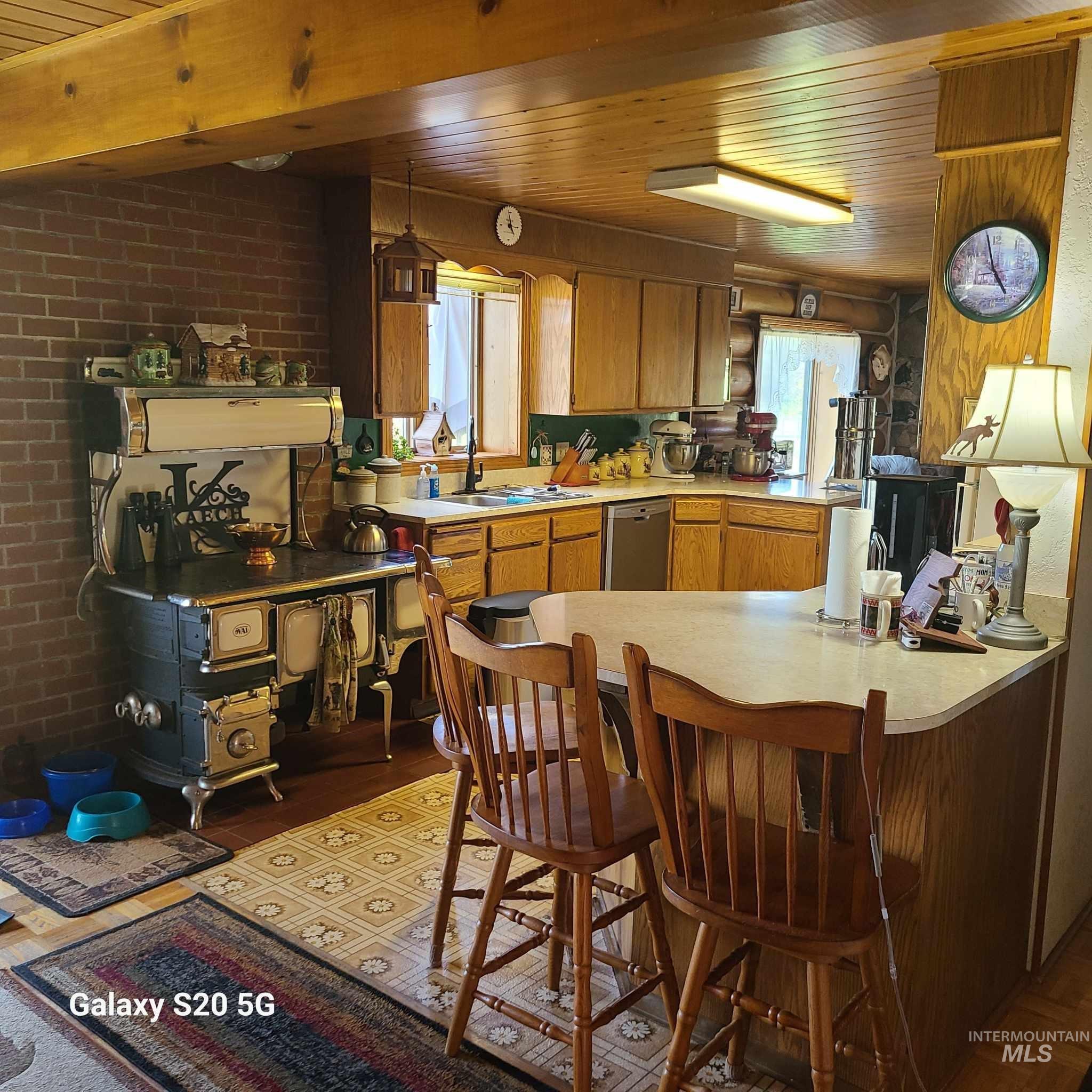 1050 Maxwell Lane, Elk City, Idaho 83525, 3 Bedrooms, 2 Bathrooms, Residential For Sale, Price $710,000, 98916894