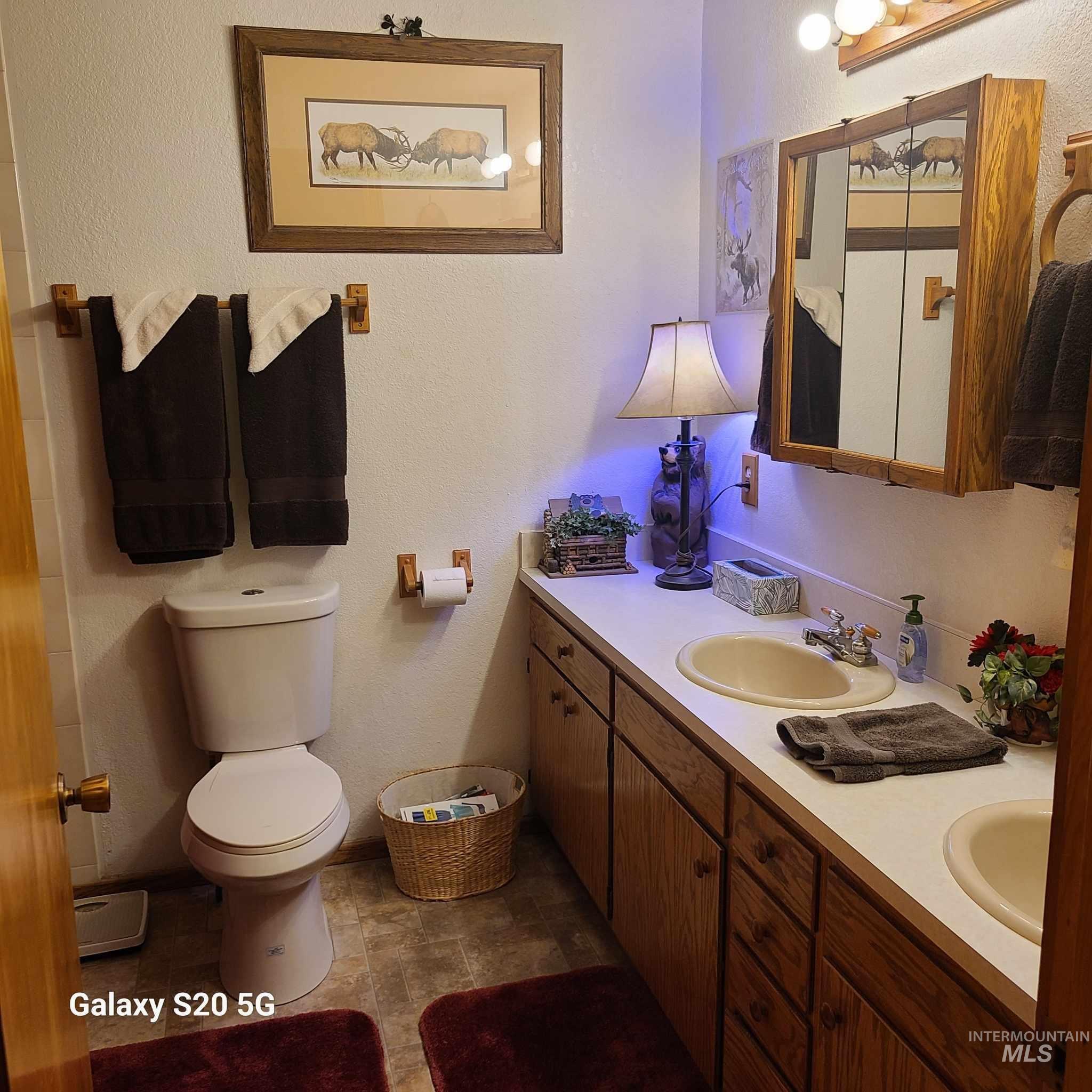 1050 Maxwell Lane, Elk City, Idaho 83525, 3 Bedrooms, 2 Bathrooms, Residential For Sale, Price $710,000, 98916894