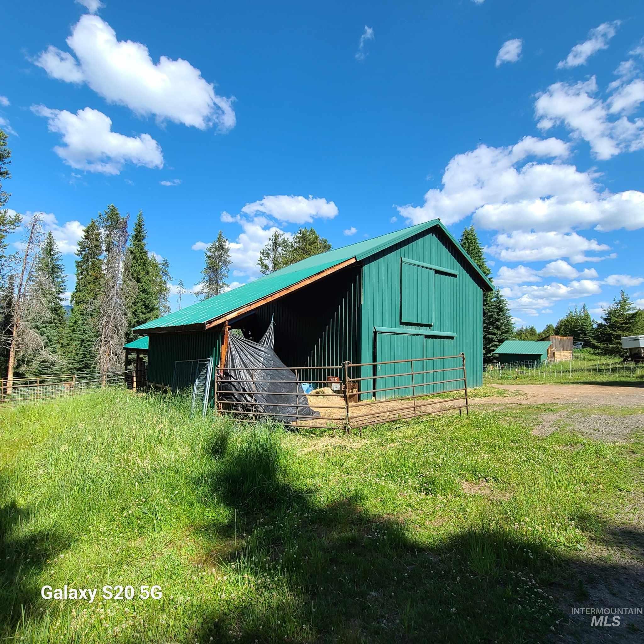 1050 Maxwell Lane, Elk City, Idaho 83525, 3 Bedrooms, 2 Bathrooms, Residential For Sale, Price $710,000, 98916894