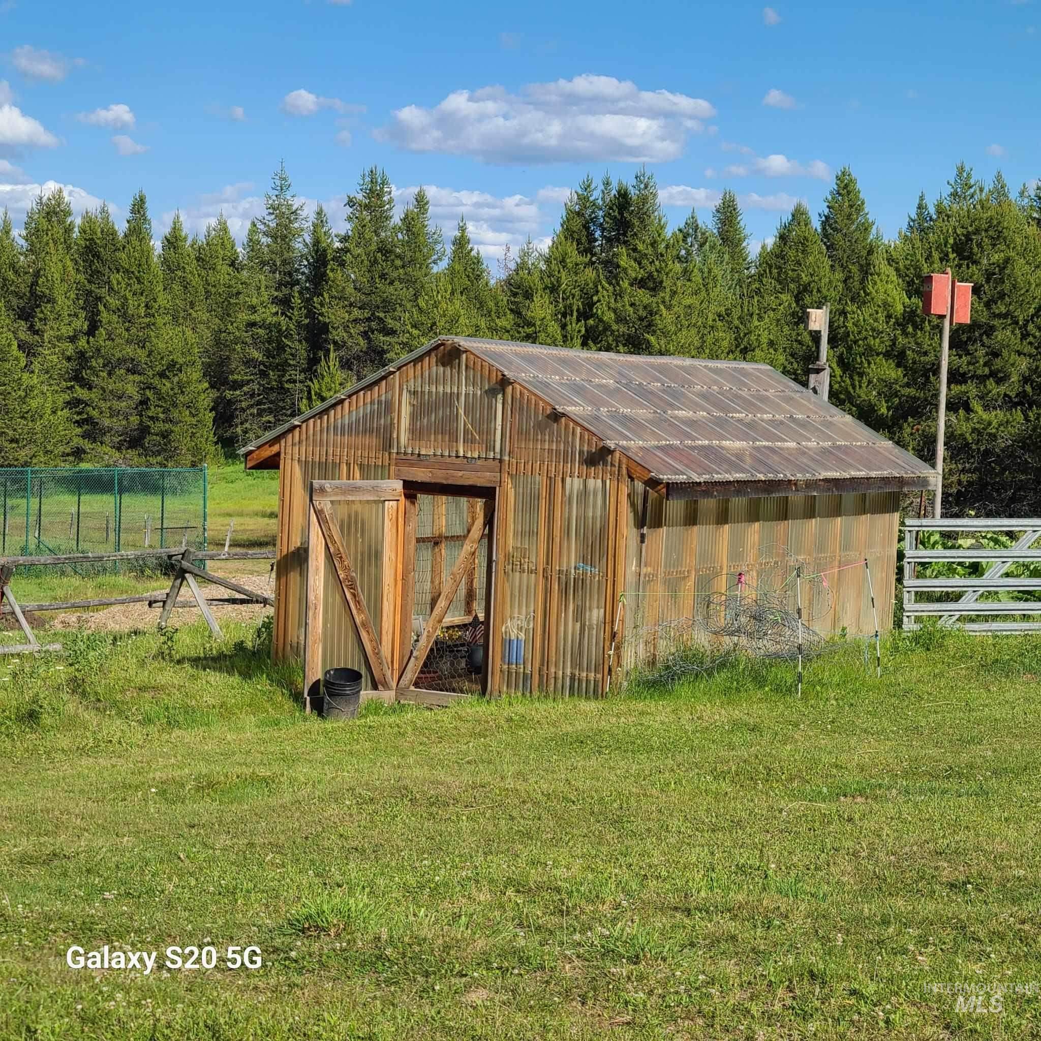 1050 Maxwell Lane, Elk City, Idaho 83525, 3 Bedrooms, 2 Bathrooms, Residential For Sale, Price $710,000, 98916894