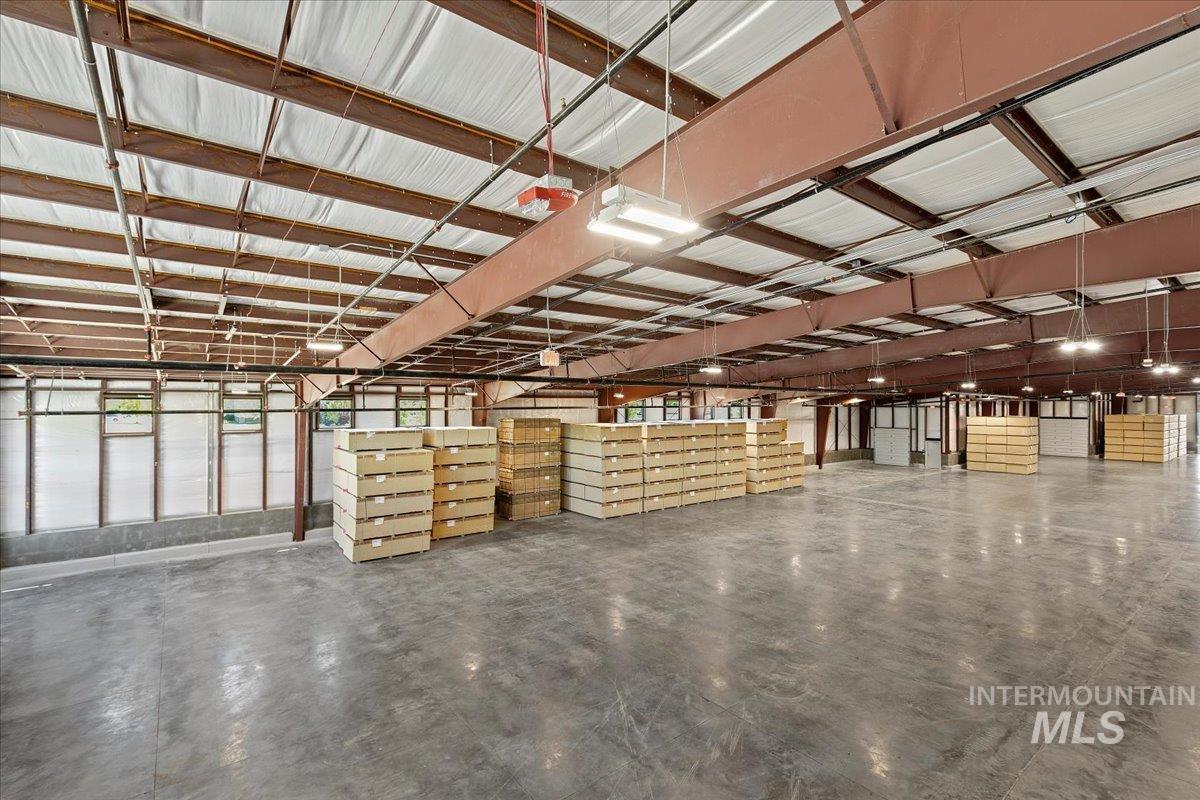 335 S Locust Grove Rd, Meridian, Idaho 83642-6276, 14 Rooms, Business/Commercial For Sale, Price $18,500,000, 98917460