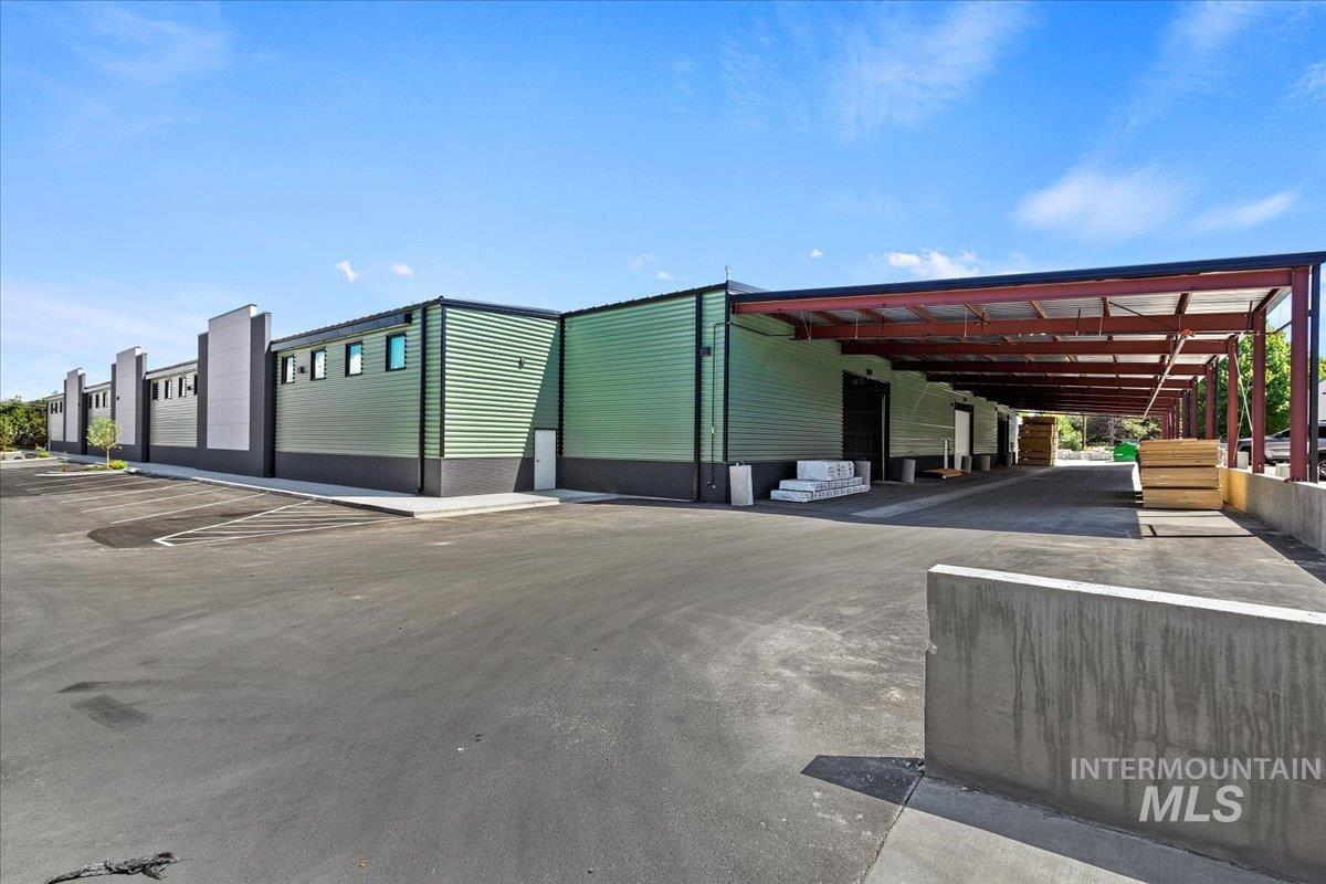 335 S Locust Grove Rd, Meridian, Idaho 83642-6276, 14 Rooms, Business/Commercial For Sale, Price $18,500,000, 98917460