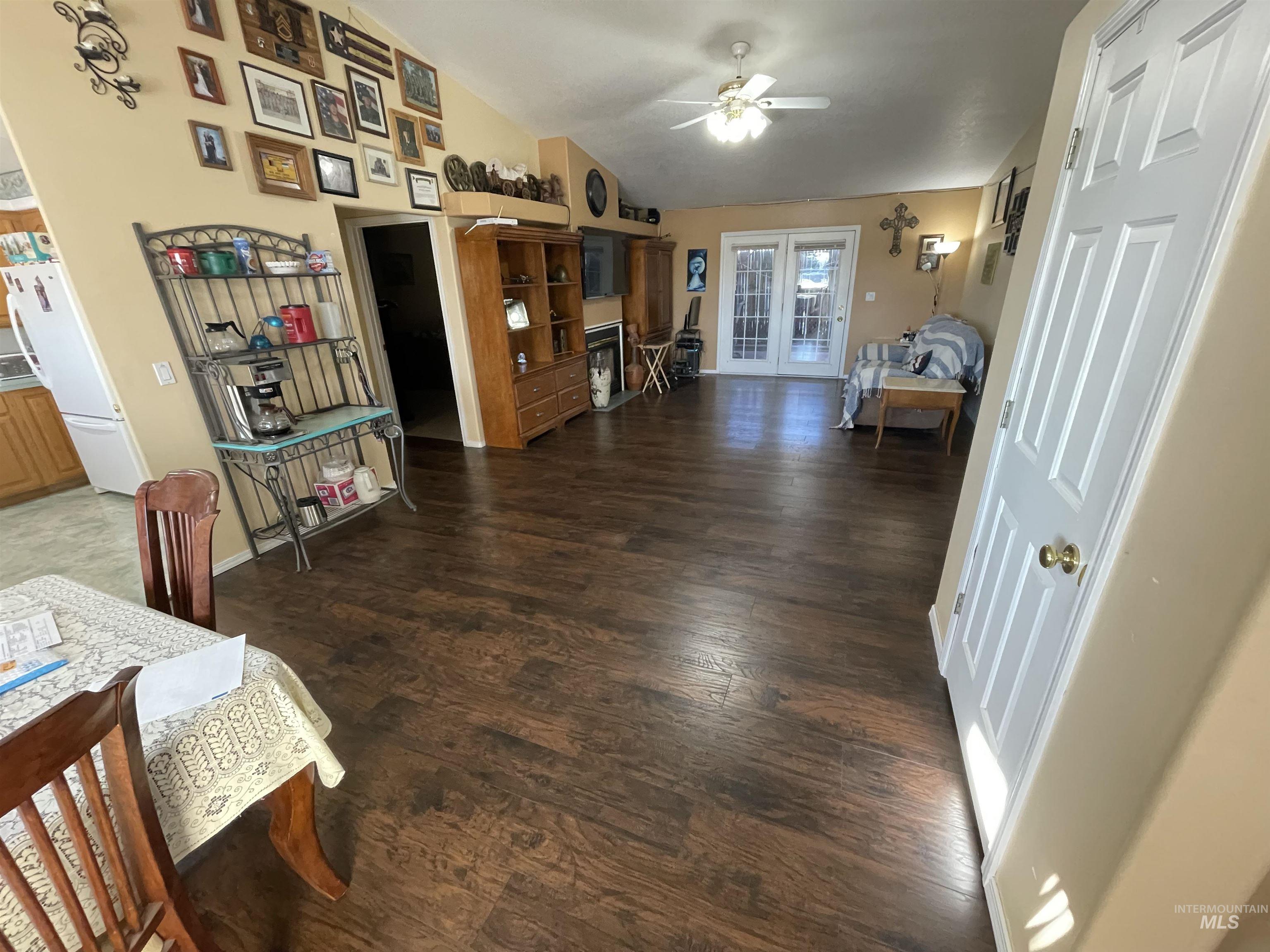 1293 Alameda Dr., Ontario, Oregon 97914, 3 Bedrooms, 2 Bathrooms, Residential For Sale, Price $449,000, 98917470