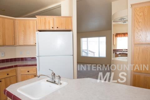 482 / 486 SE 1st Ave, Ontario, Oregon 97914, 3 Bedrooms, 7 Rooms, Business/Commercial For Sale, Price $399,000,MLS 98917553