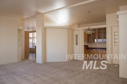 482 / 486 SE 1st Ave, Ontario, Oregon 97914, 3 Bedrooms, 7 Rooms, Business/Commercial For Sale, Price $399,000,MLS 98917553