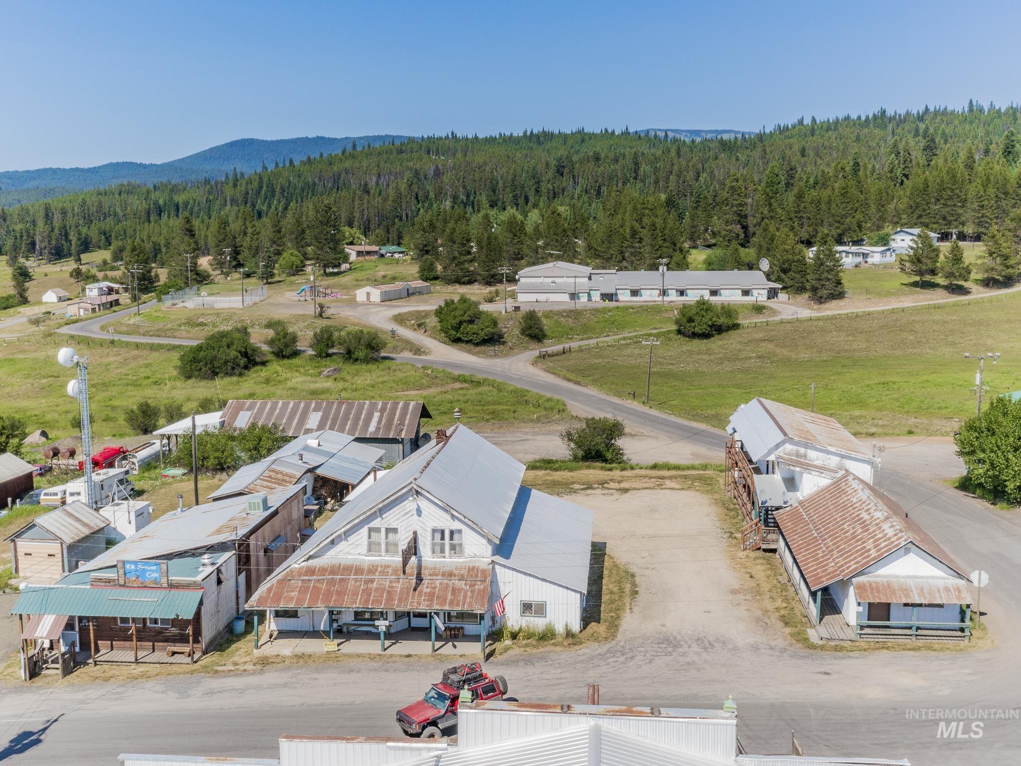 289 Main St, Elk City, Idaho 83525, 15 Rooms, Business/Commercial For Sale, Price $350,000,MLS 98917910
