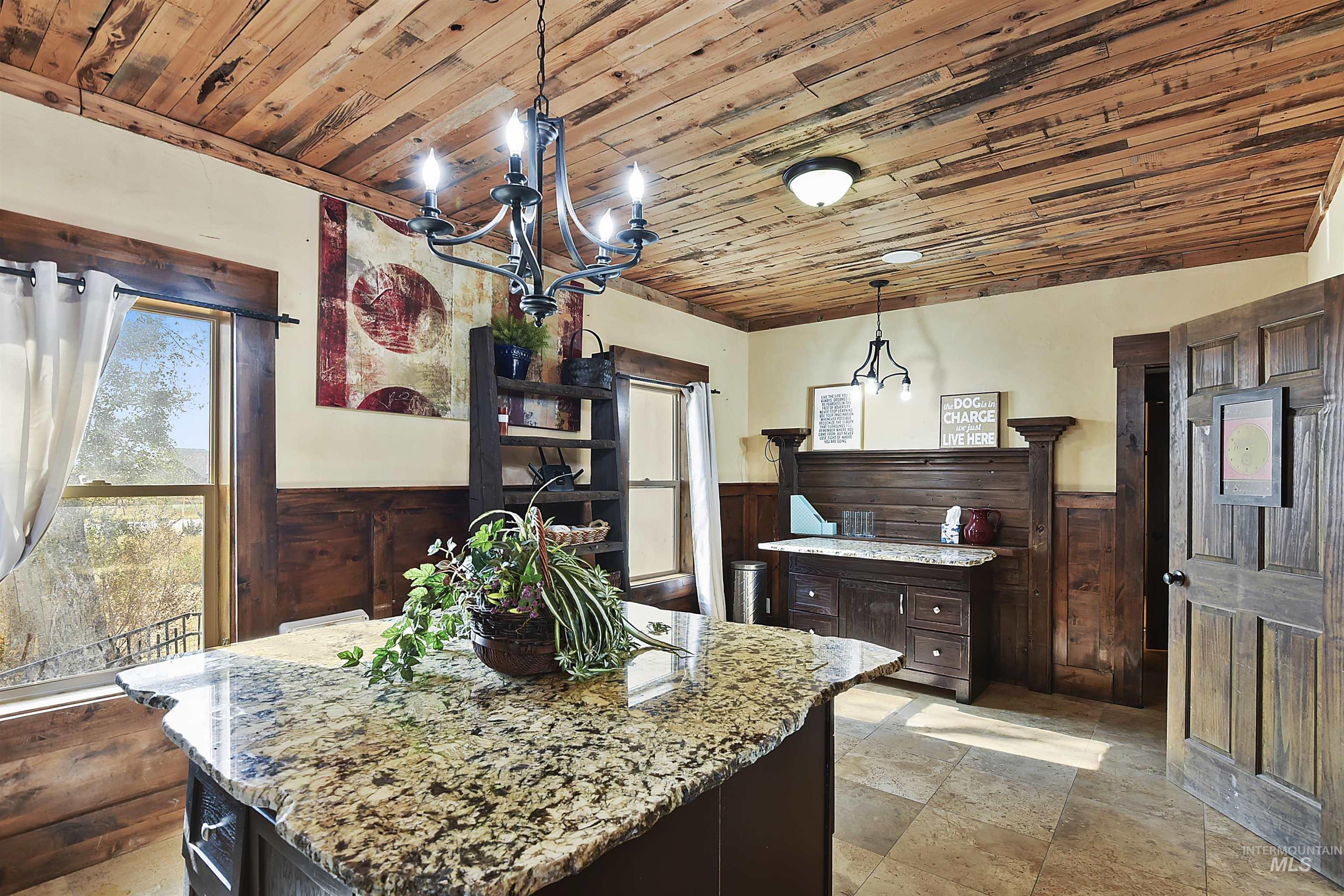 5601 E Victory Rd., Nampa, Idaho 83687, 4 Bedrooms, 2 Bathrooms, Residential For Sale, Price $3,900,000, 98918128