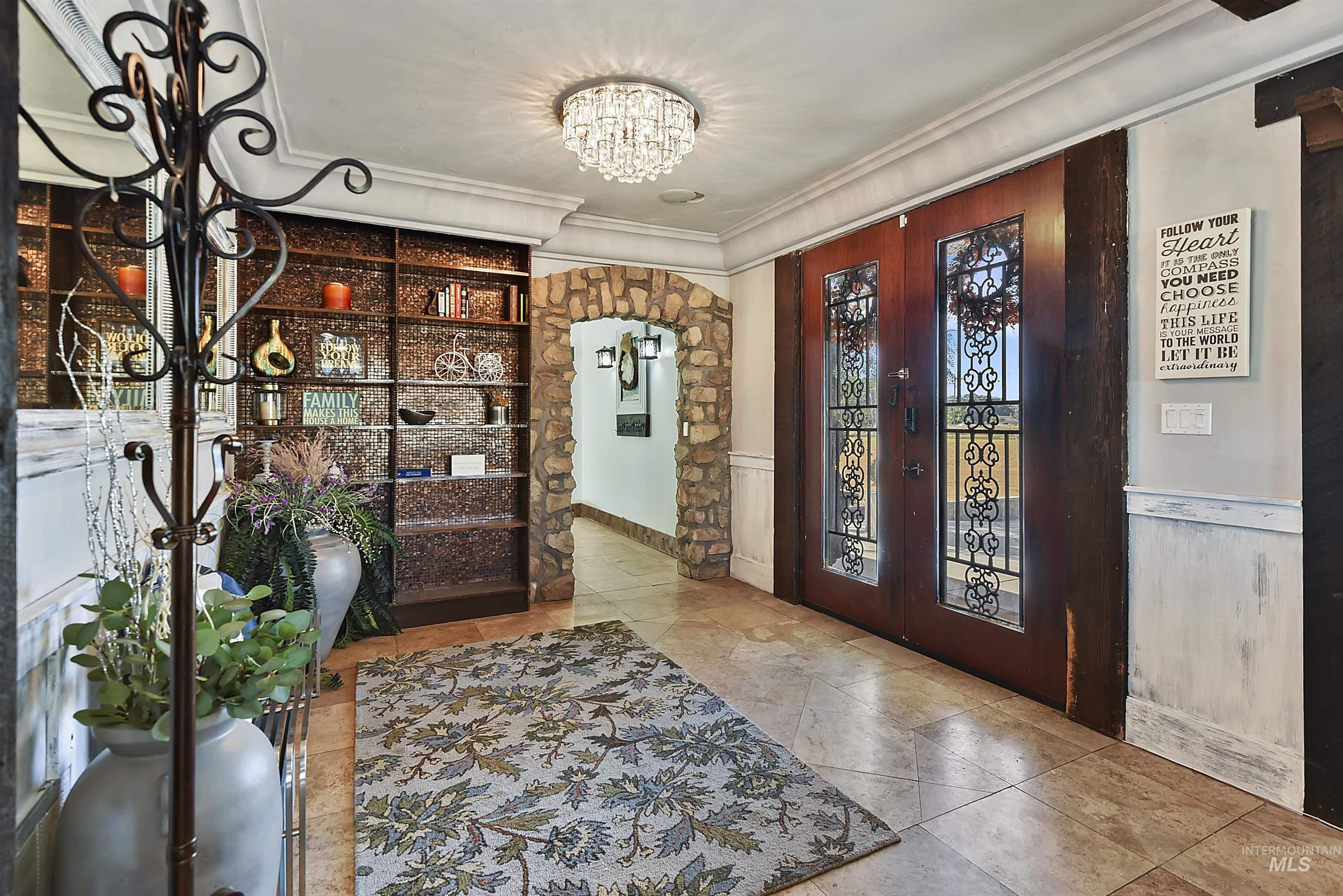5601 E Victory Rd., Nampa, Idaho 83687, 4 Bedrooms, 2 Bathrooms, Residential For Sale, Price $3,900,000, 98918128