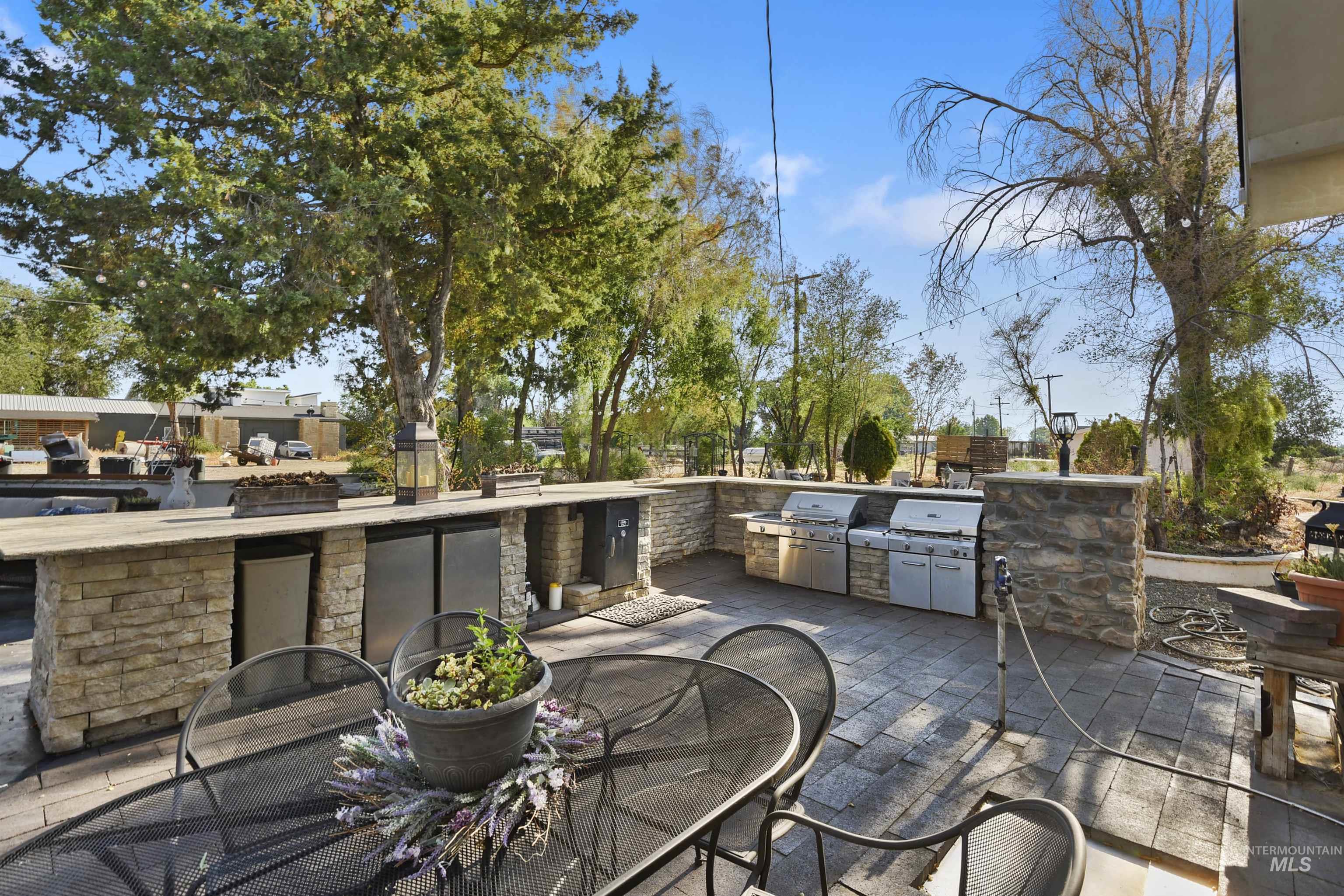 5601 E Victory Rd., Nampa, Idaho 83687, 4 Bedrooms, 2 Bathrooms, Residential For Sale, Price $3,900,000, 98918128