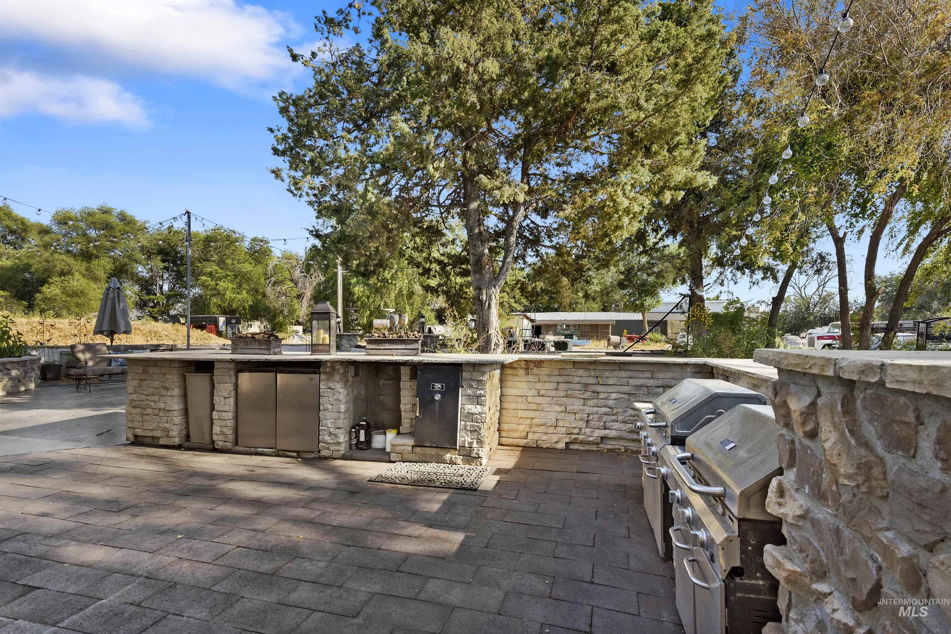5601 E Victory Rd., Nampa, Idaho 83687, 4 Bedrooms, 2 Bathrooms, Residential For Sale, Price $3,900,000, 98918128