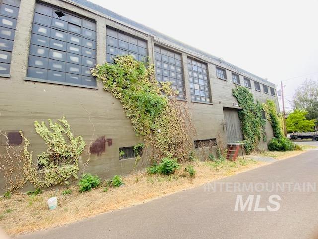 351 S 3rd Avenue, Walla Walla, Washington 99362, Business/Commercial For Sale, Price $574,900, 98918383