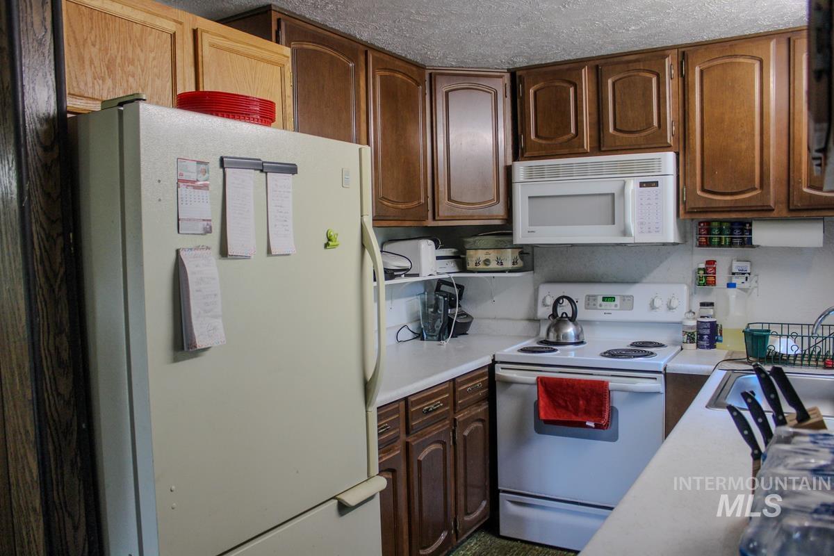 4 Ogburn Lane, Cascade, Idaho 83611, 1 Bedroom, 1 Bathroom, Residential For Sale, Price $419,000, 98918445