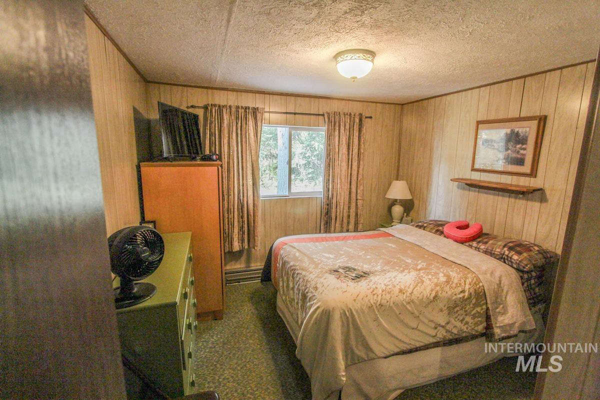 4 Ogburn Lane, Cascade, Idaho 83611, 1 Bedroom, 1 Bathroom, Residential For Sale, Price $419,000, 98918445